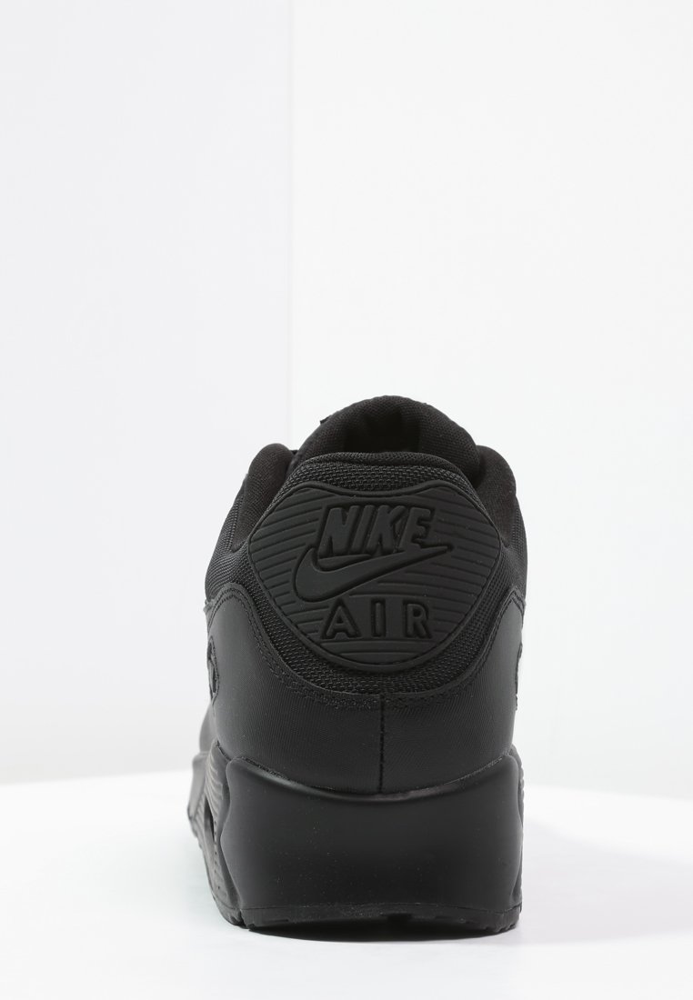 Фото № 4 с приближением к товару «‎Nike Air Max 90 Essential »