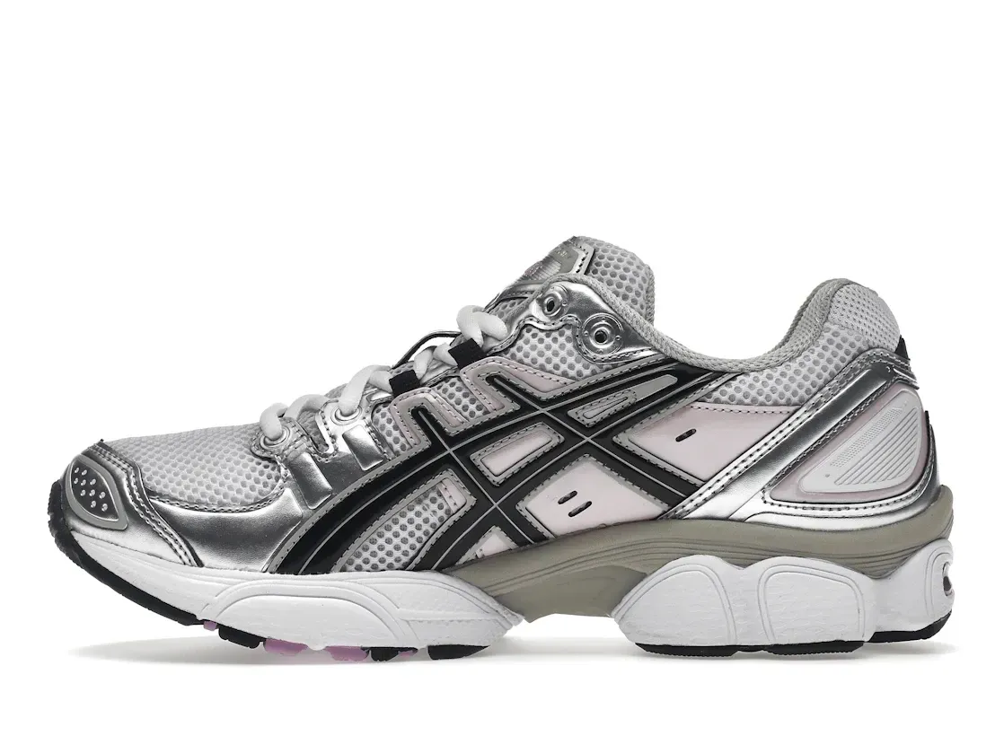 Фото № 3 с приближением к товару «‎ASICS Gel-Nimbus 9 White Black Light Pink »
