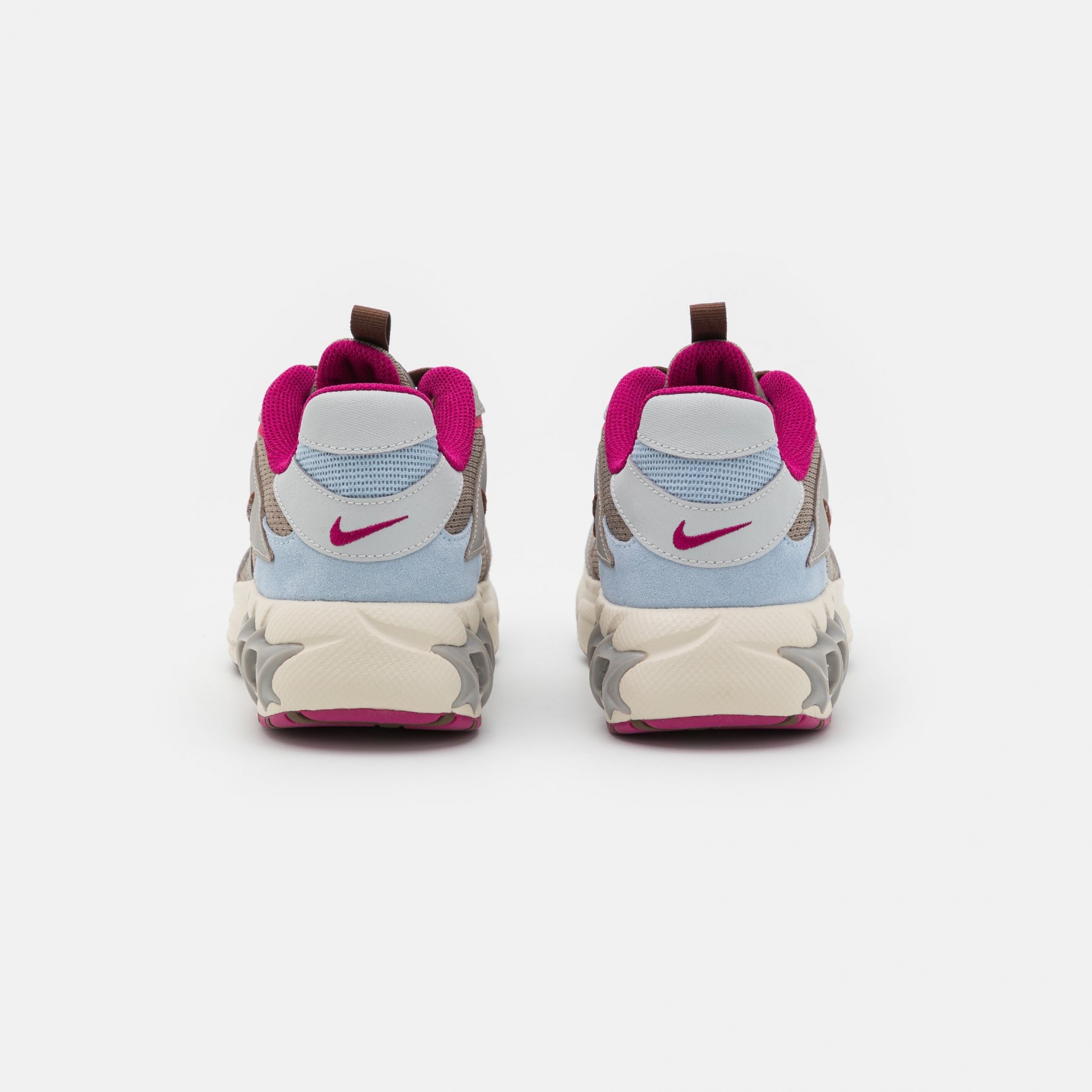 Фото № 4 с приближением к товару «‎Nike Wmns Air Zoom Fire »