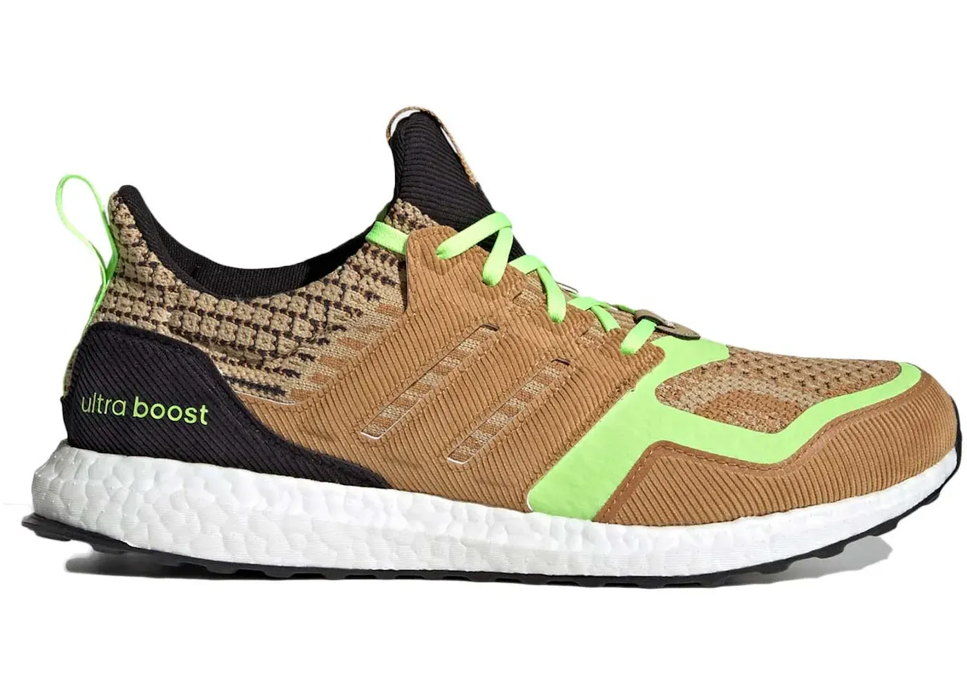 Фото № 1 с приближением к товару «‎adidas Ultra Boost 5.0 DNA Mesa Signal Green»