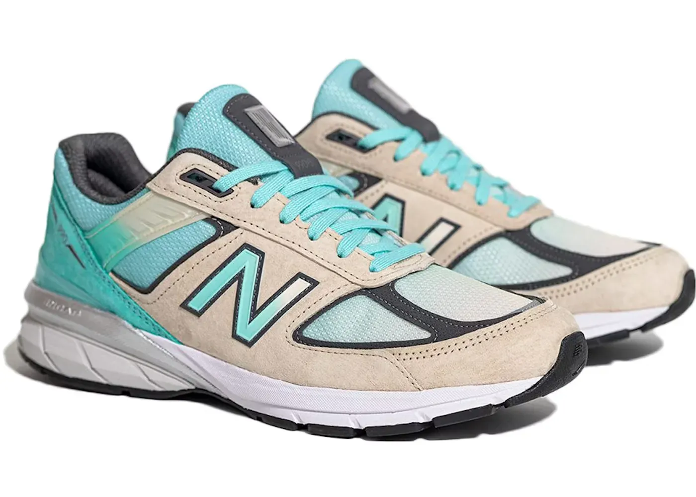 New Balance 990v5