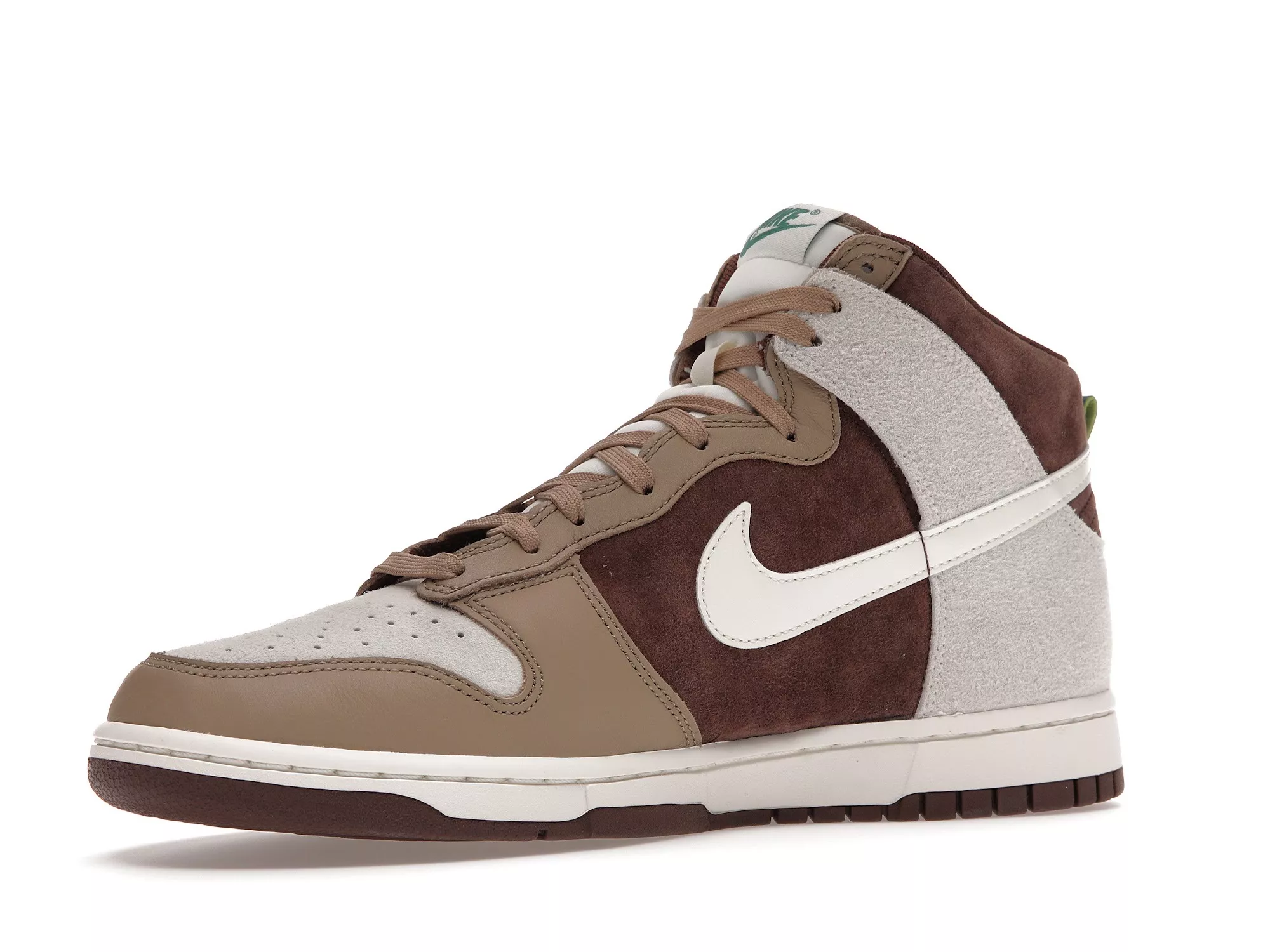 Фото № 4 с приближением к товару «‎Nike Dunk High Light Chocolate»