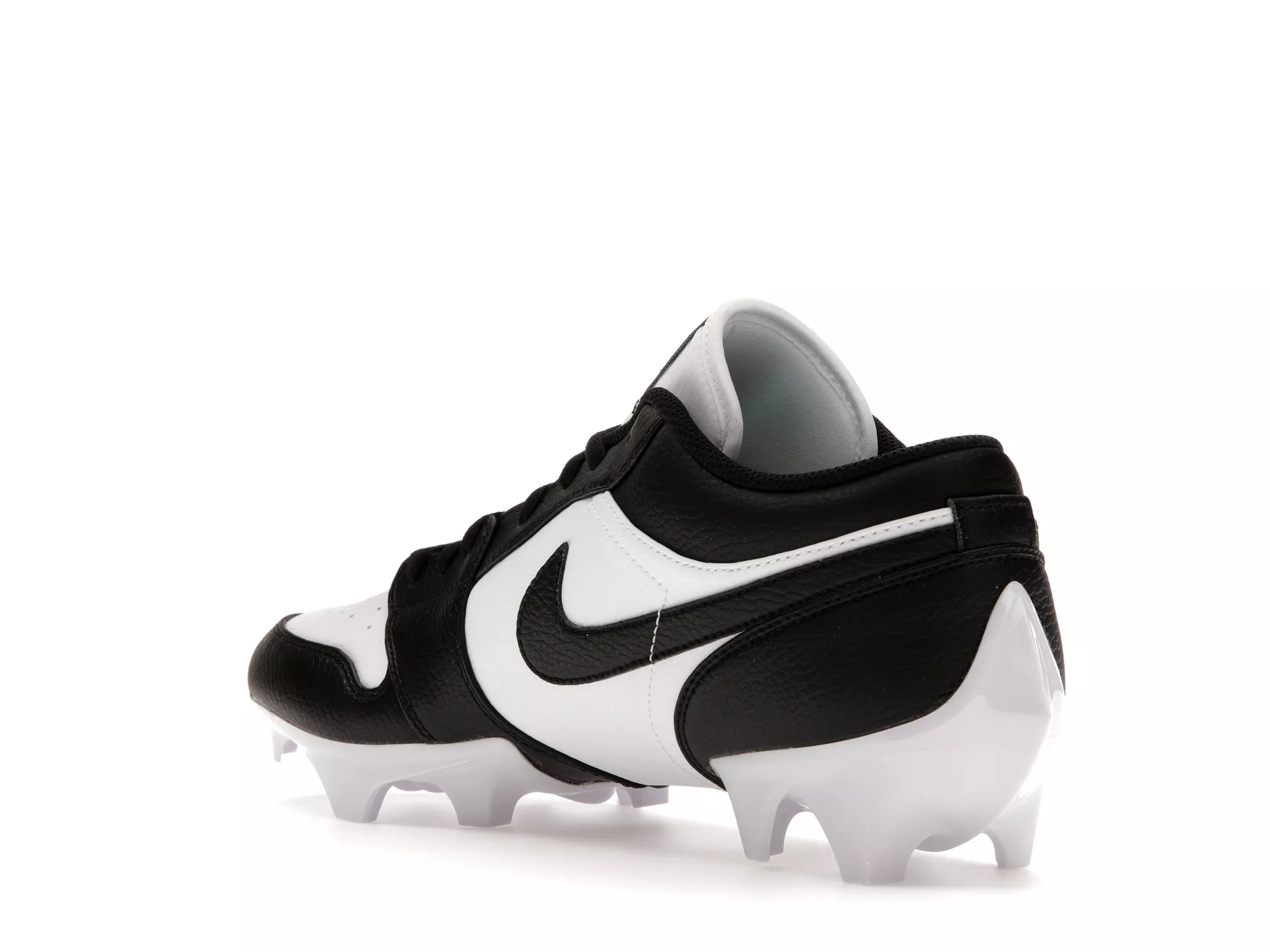 Фото № 1 с приближением к товару «‎Jordan 1 Low TD Cleat Panda»