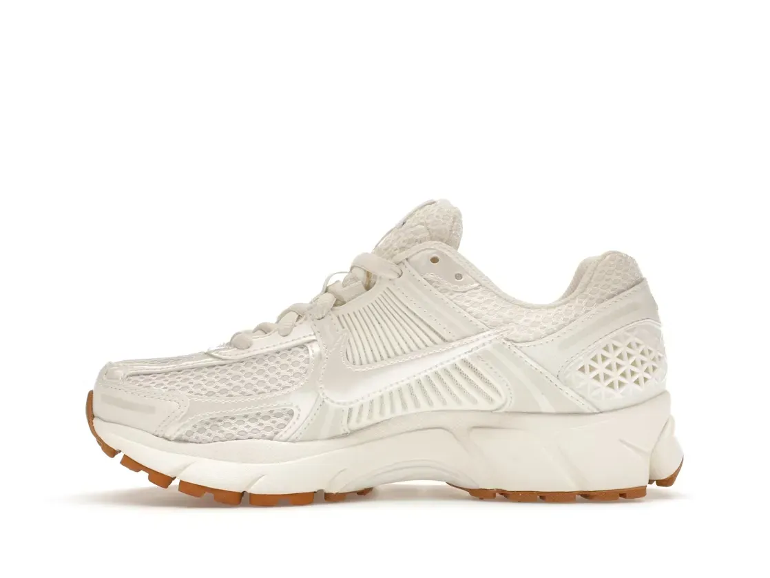 Фото № 3 с приближением к товару «‎Nike Zoom Vomero 5»