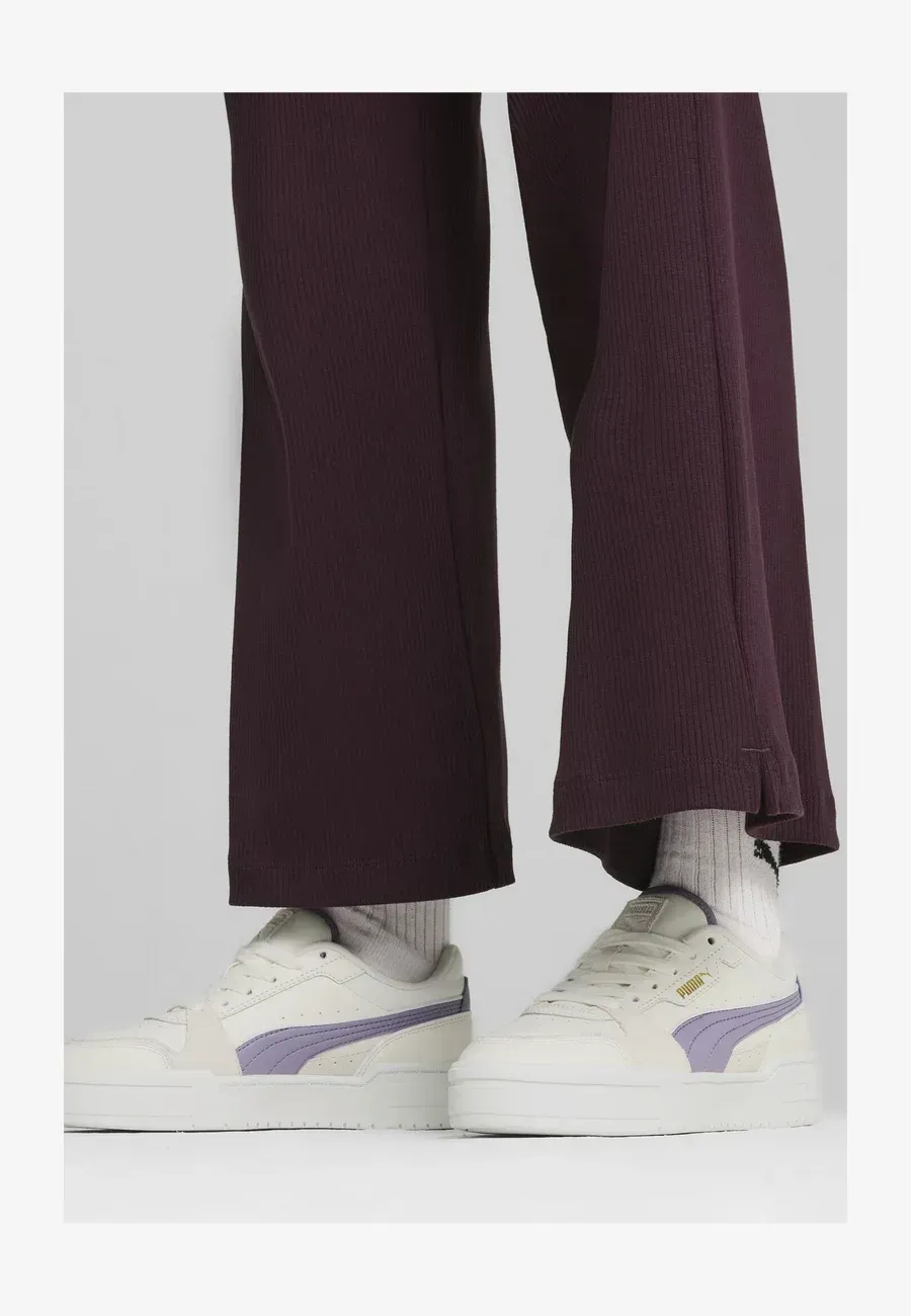 Фото № 1 с приближением к товару «‎Trainers»