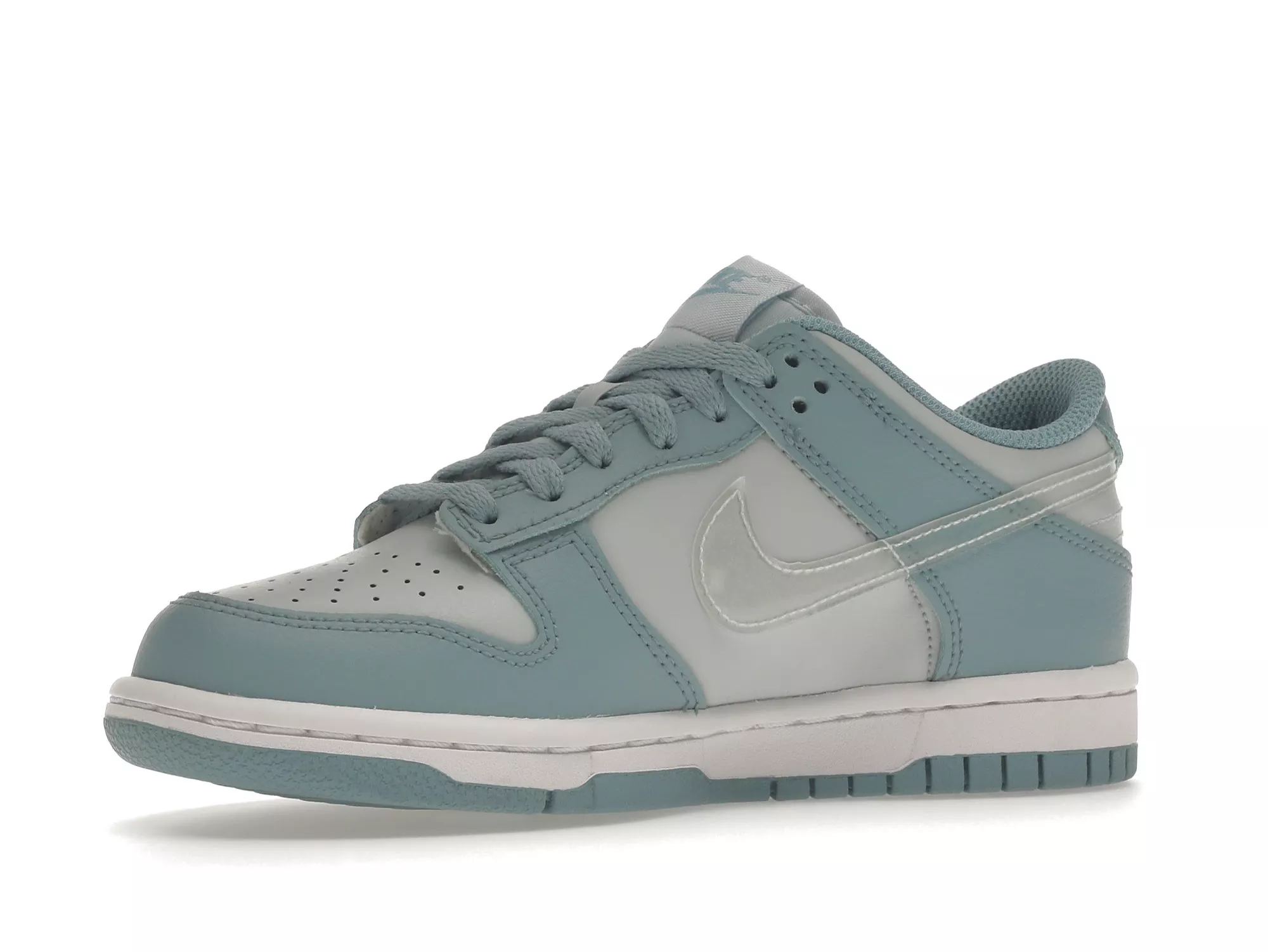 Фото № 4 с приближением к товару «‎Nike Dunk Low Clear Blue Swoosh »