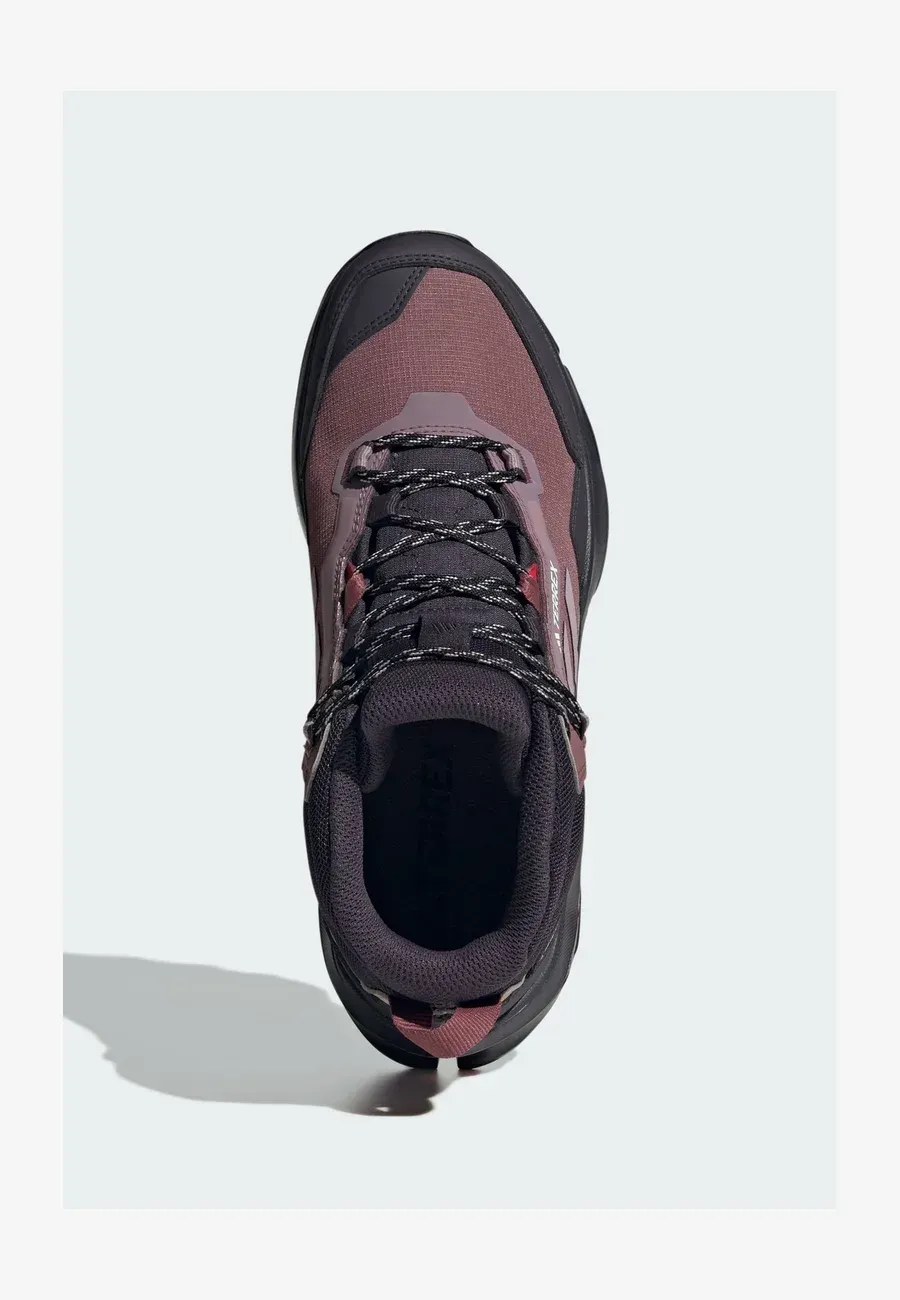 Фото № 2 с приближением к товару «‎Hiking shoes»