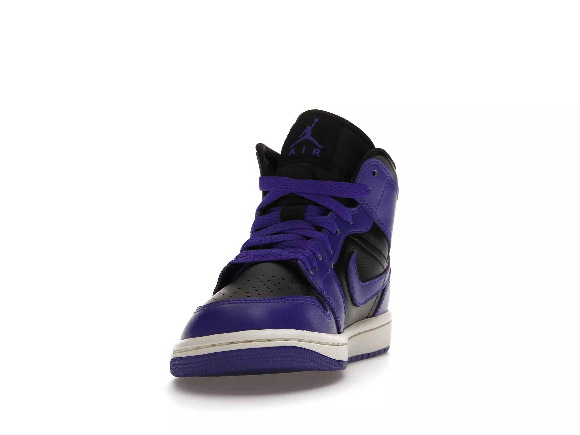 Фото № 2 с приближением к товару «‎Jordan 1 Mid Purple Black »