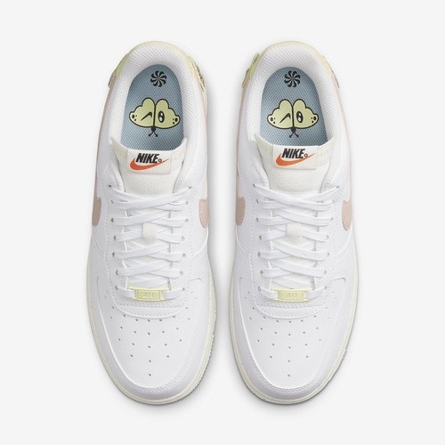 Фото № 5 с приближением к товару «‎Nike Air Force 1 07 Se Next Nature»