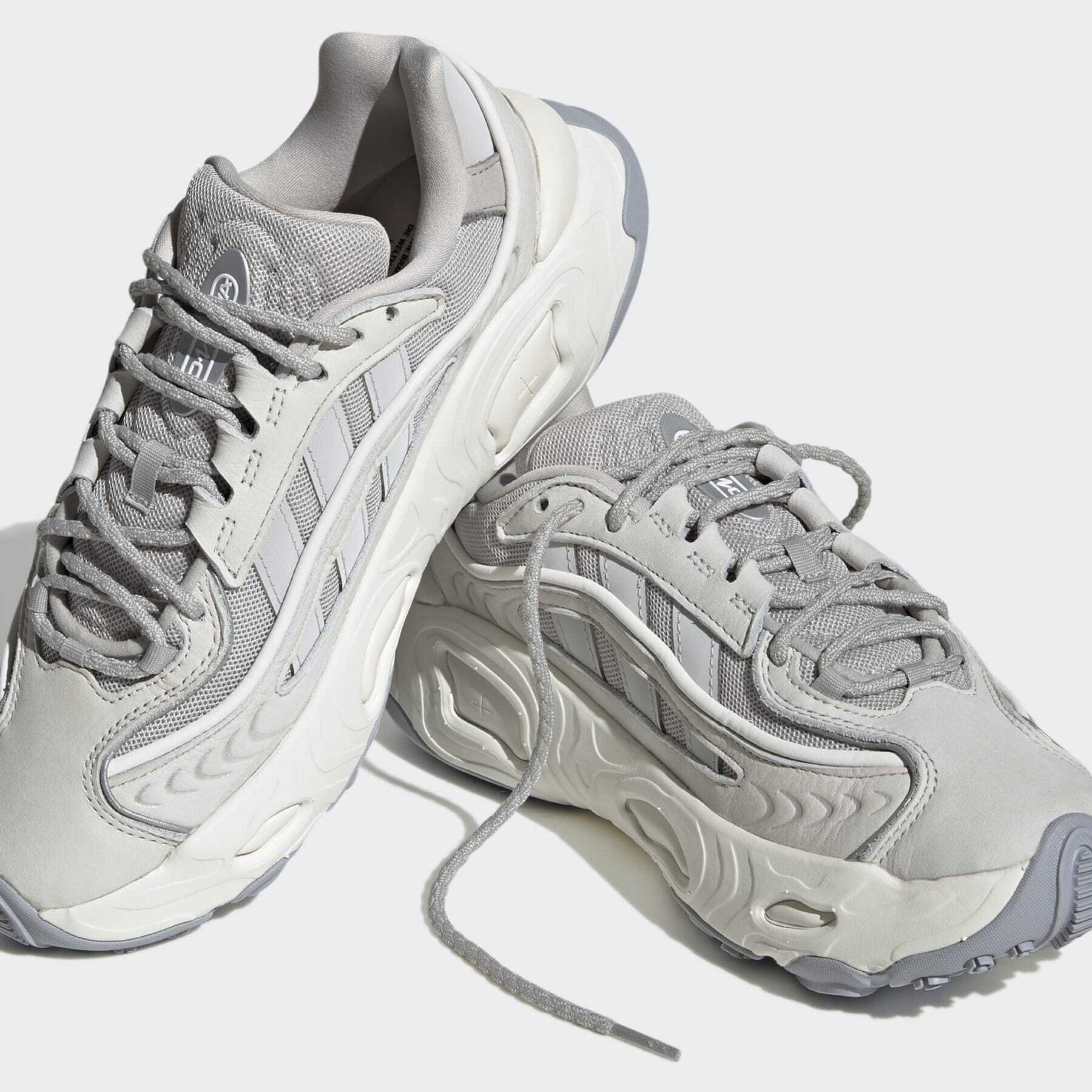 Фото № 5 с приближением к товару «‎Adidas Oznova OZ »