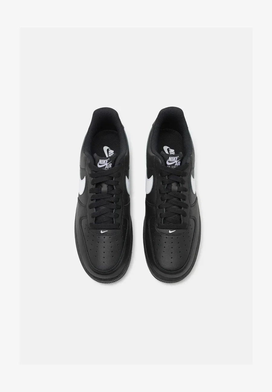 Фото № 4 с приближением к товару «‎AIR FORCE 1 07 UNISEX»