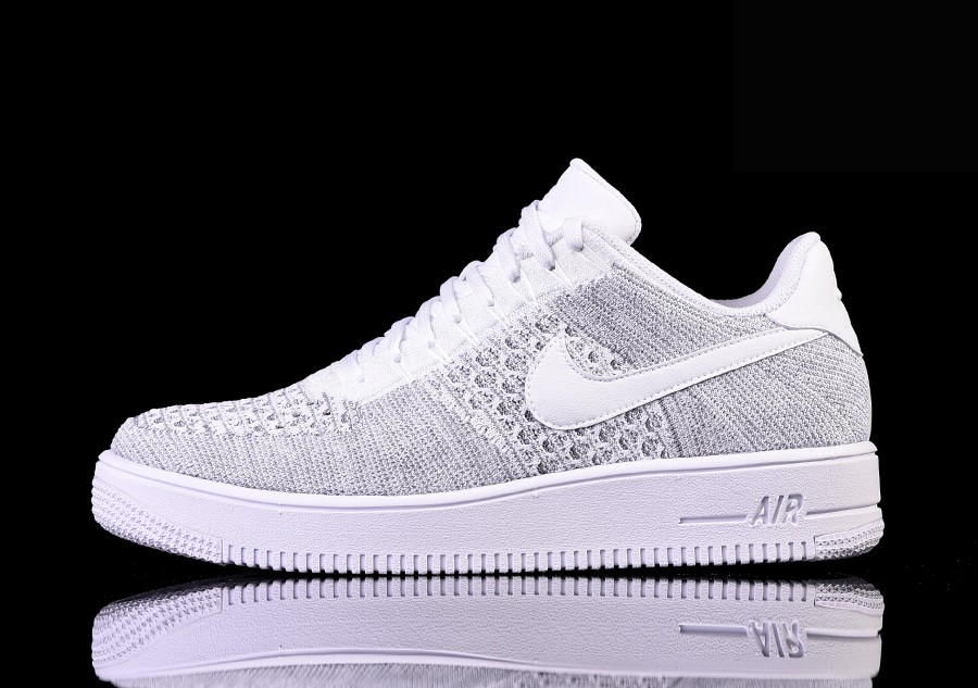 Фото № 1 с приближением к товару «‎Nike Air Force 1 Ultra Flyknit Cool »
