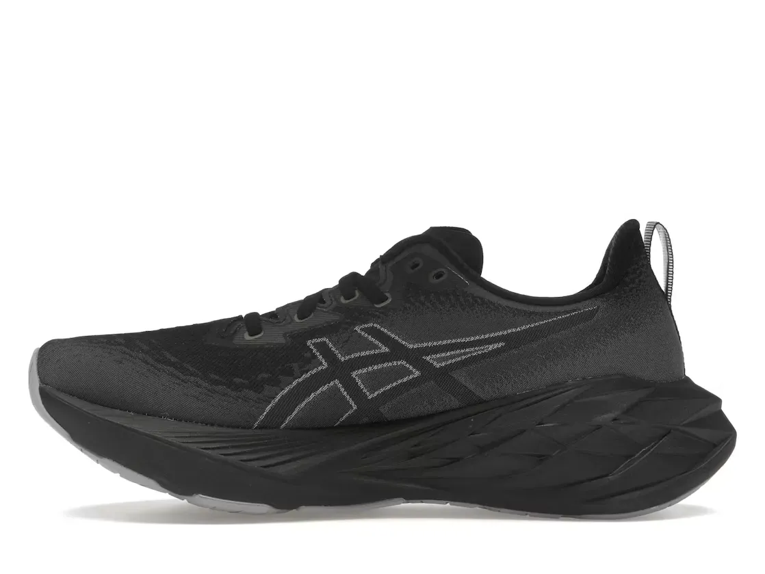 Фото № 3 с приближением к товару «‎ASICS Novablast 4»