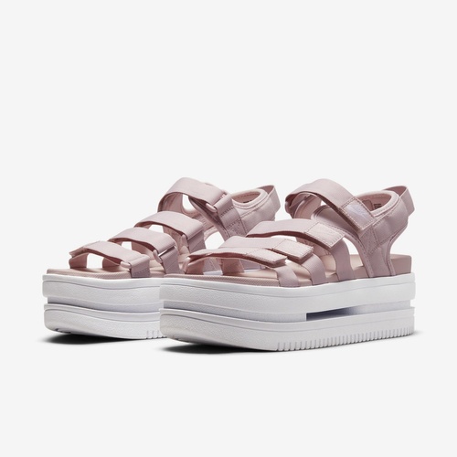 Фото № 4 с приближением к товару «‎Nike Icon Classic»