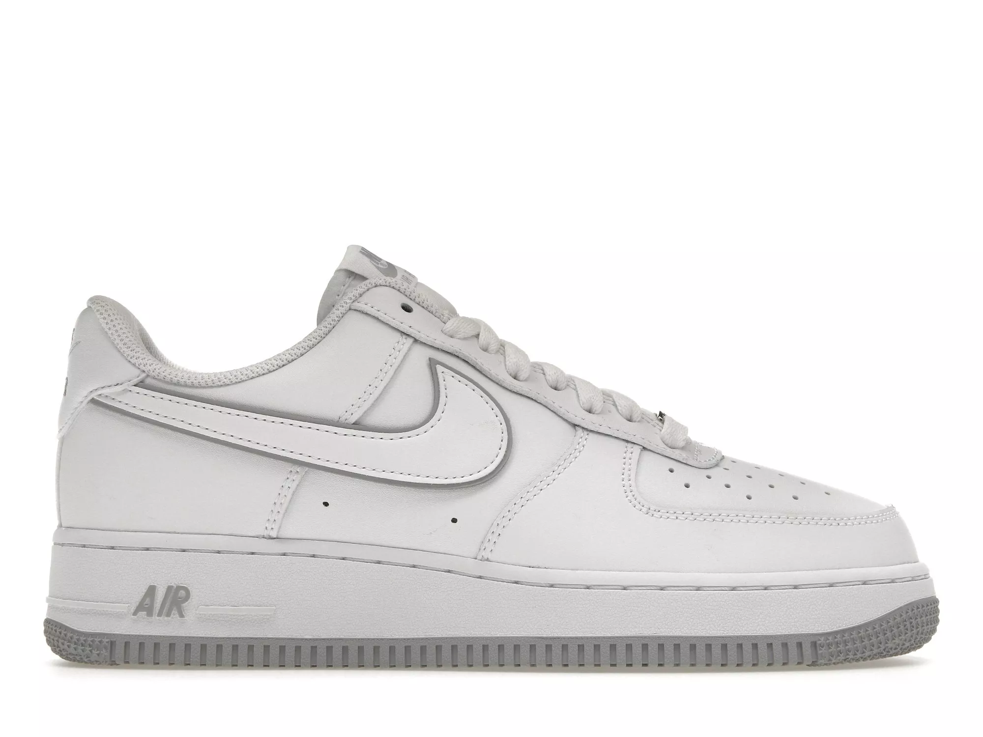 Фото № 1 с приближением к товару «‎Nike Air Force 1 '07 Low White Wolf Grey Sole»