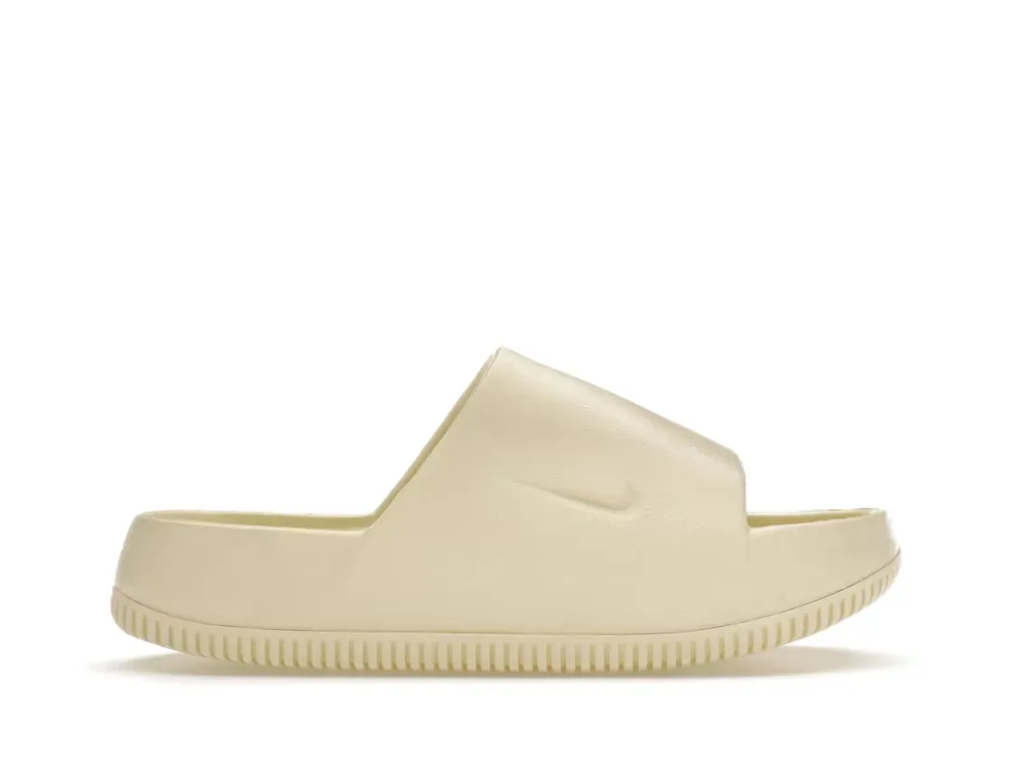 Фото № 1 с приближением к товару «‎Nike Calm Slide»