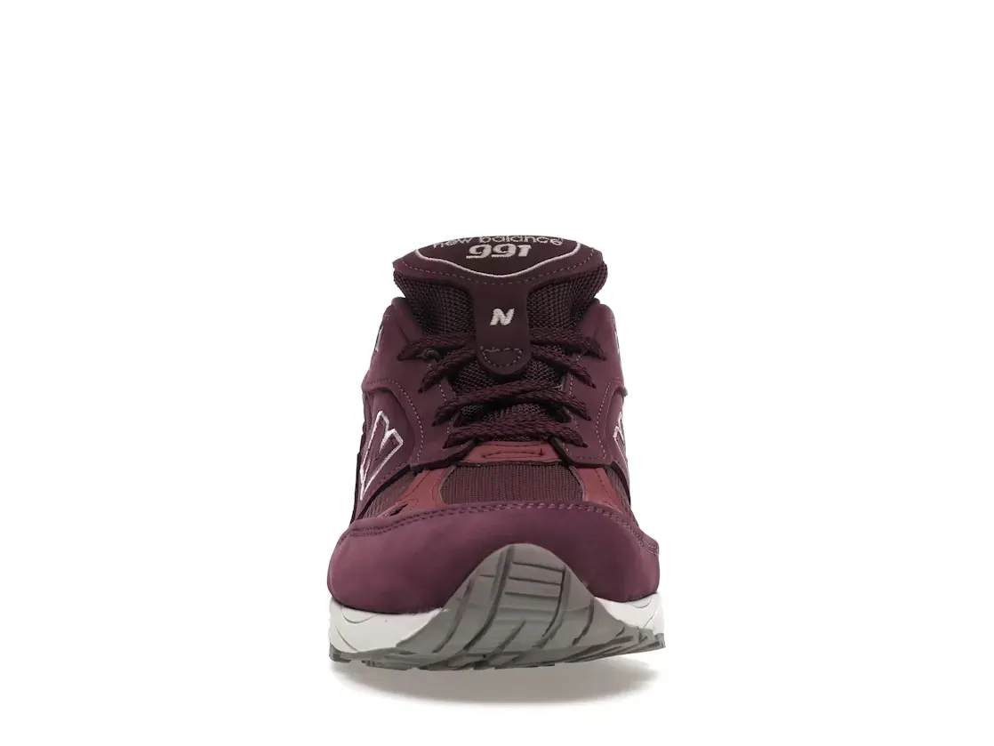 Фото № 2 с приближением к товару «‎New Balance 991»