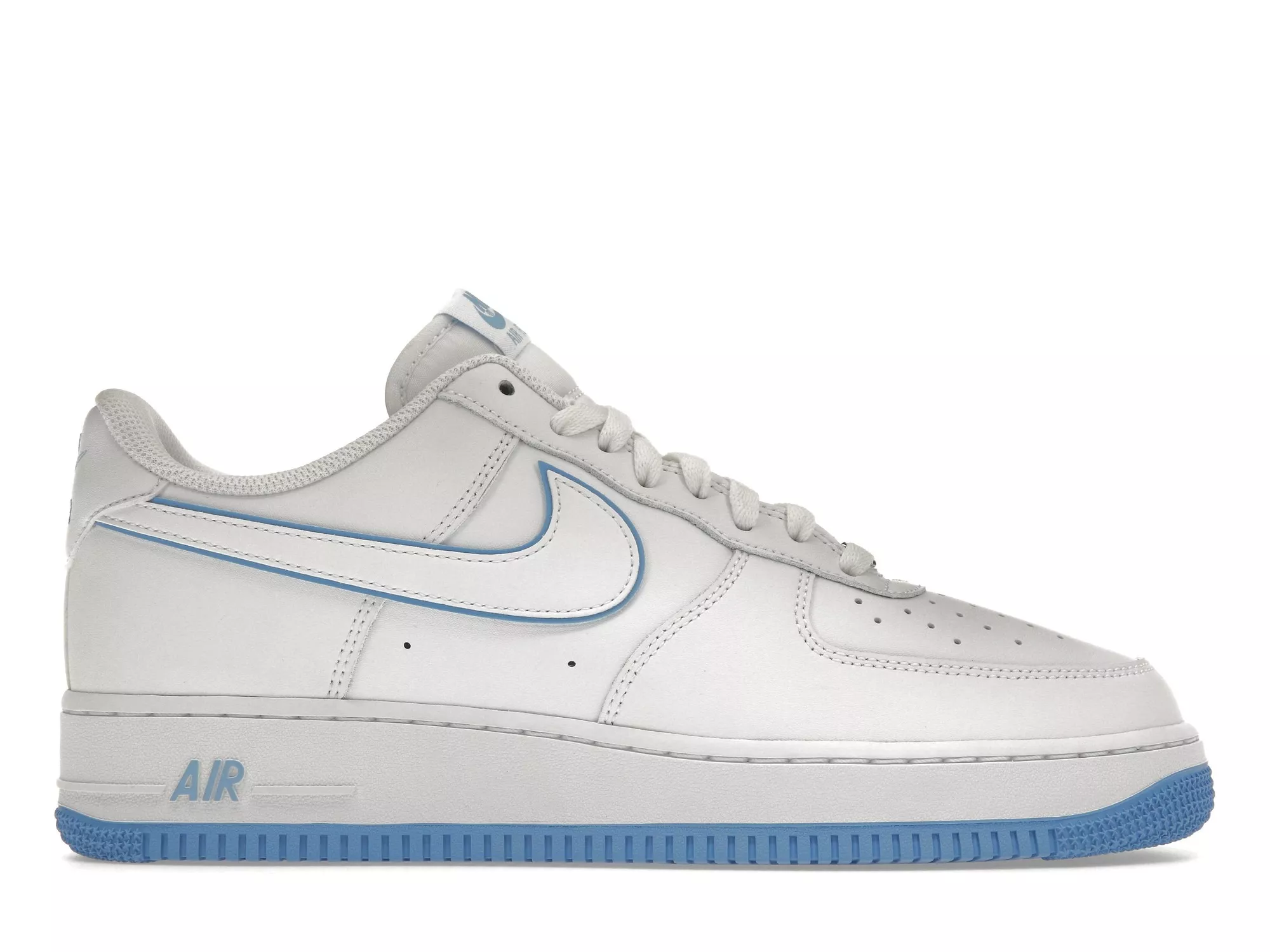 Фото № 1 с приближением к товару «‎Nike Air Force 1 '07 Low White University Blue Sole»