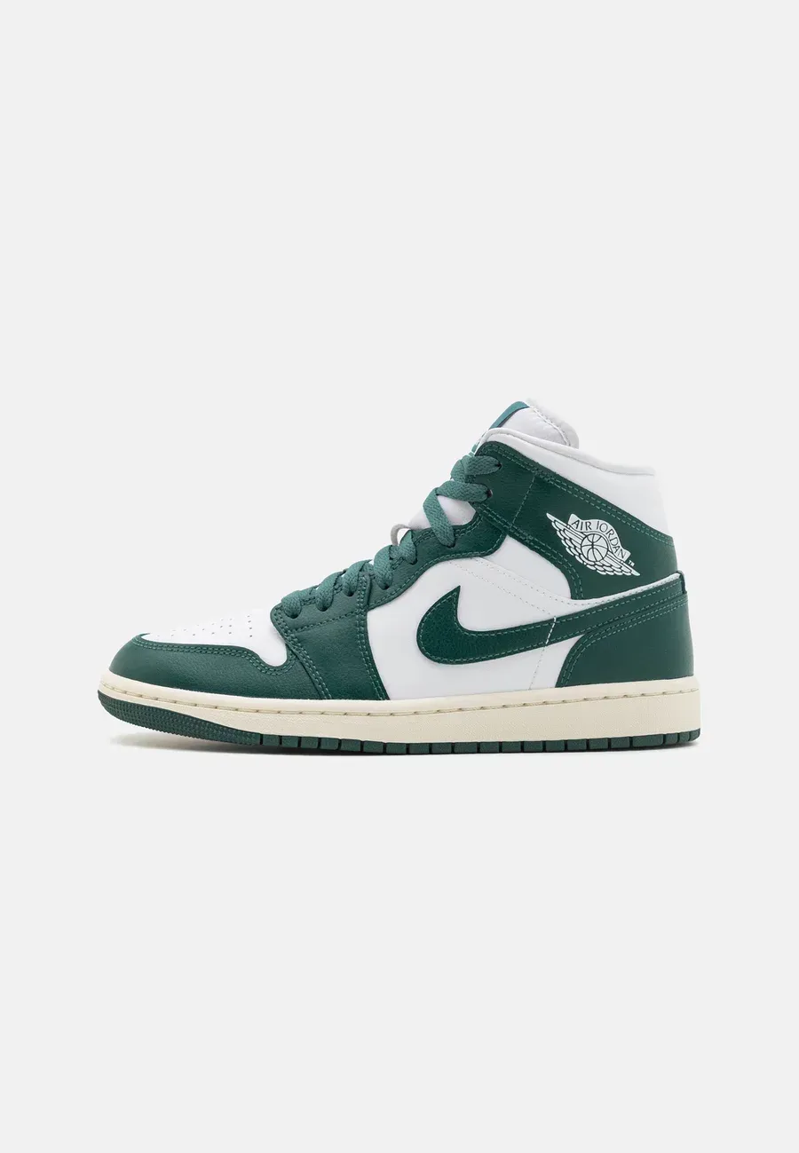 Фото № 1 с приближением к товару «‎AIR JORDAN 1 MID»