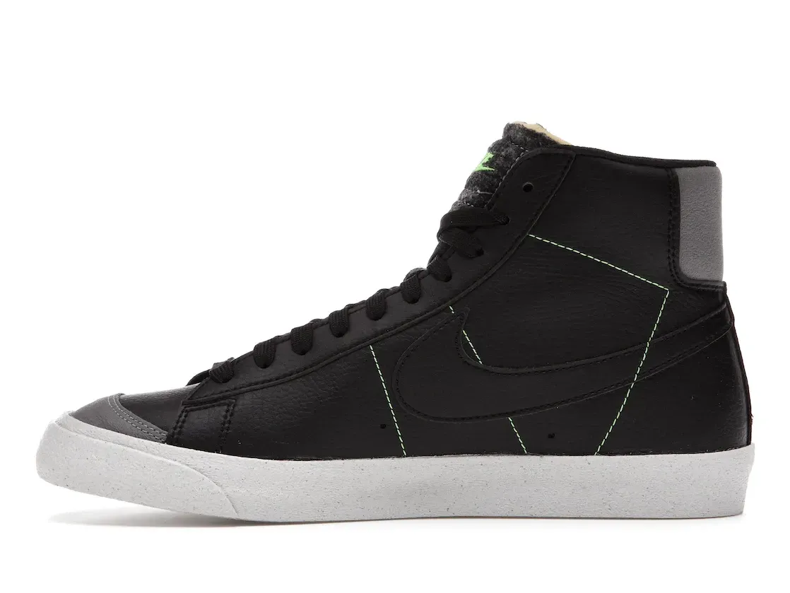 Фото № 3 с приближением к товару «‎Blazer Mid '77 Vintage Black Light Bone»