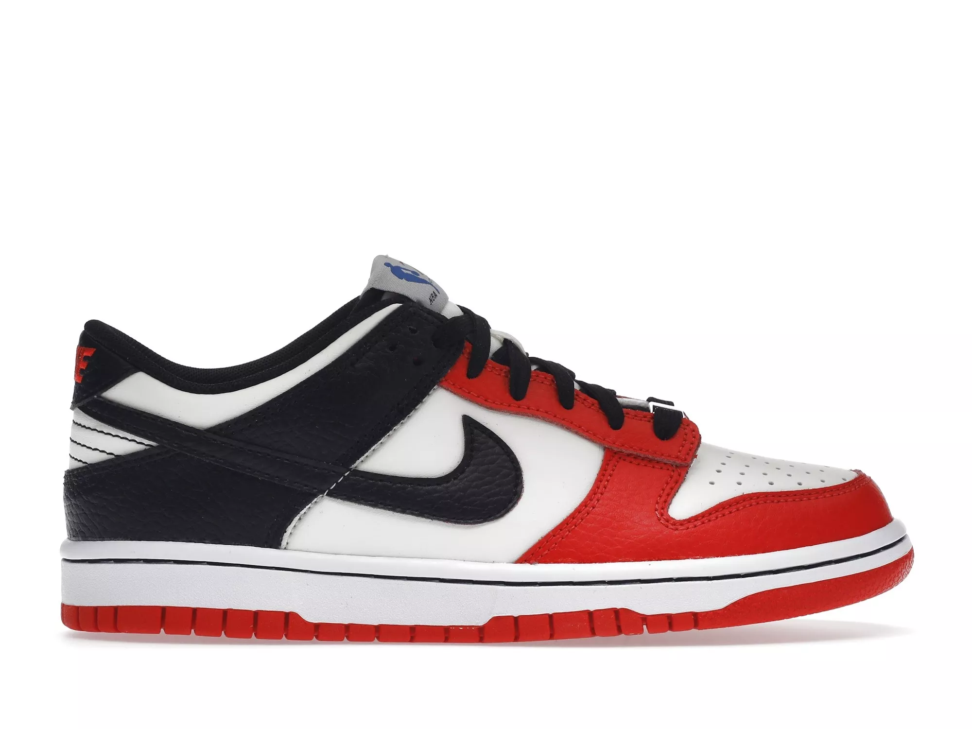 Фото № 1 с приближением к товару «‎Nike Dunk Low EMB NBA 75th Anniversary Chicago »