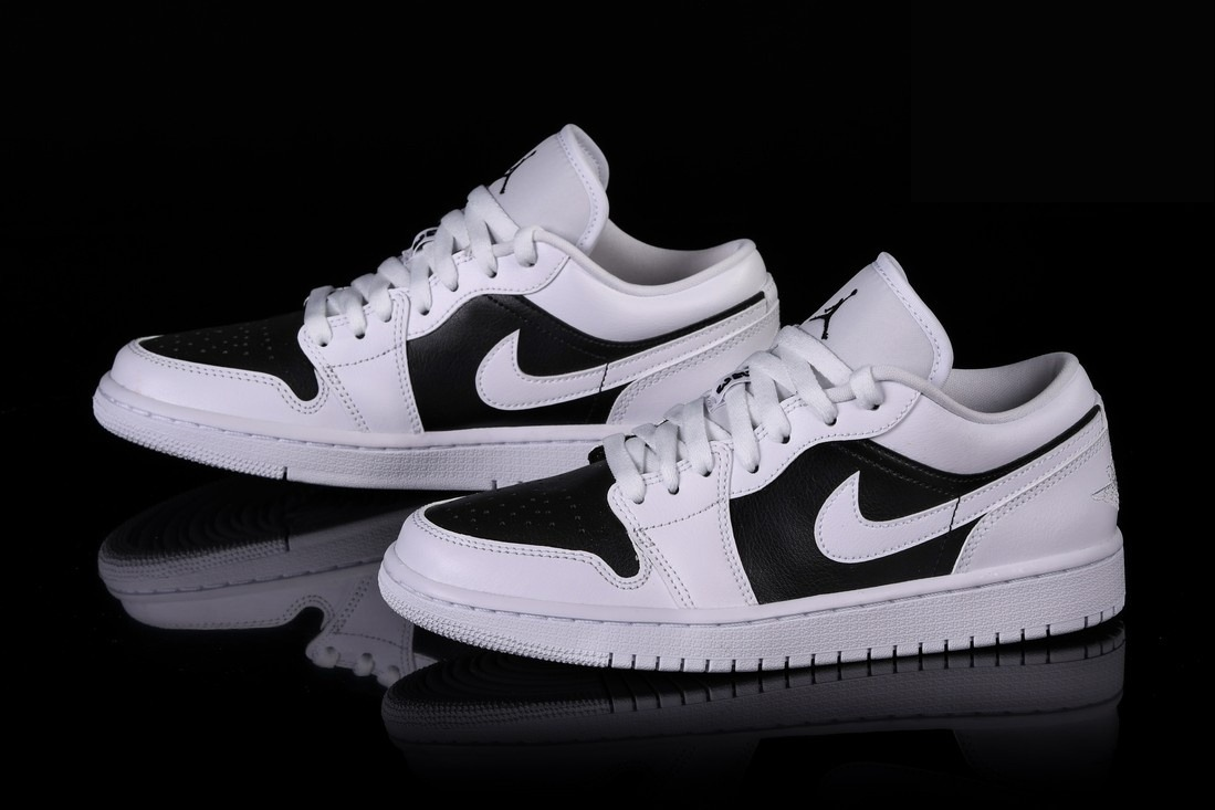Фото № 2 с приближением к товару «‎Nike Air Jordan 1 Retro Wmns Panda »