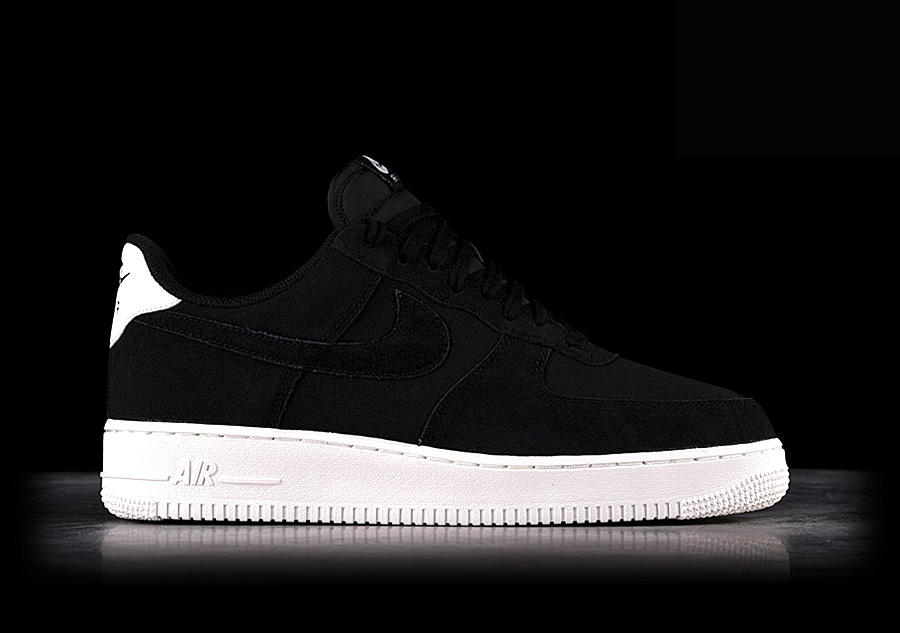 Фото № 1 с приближением к товару «‎Nike Air Force 1 ’07 »