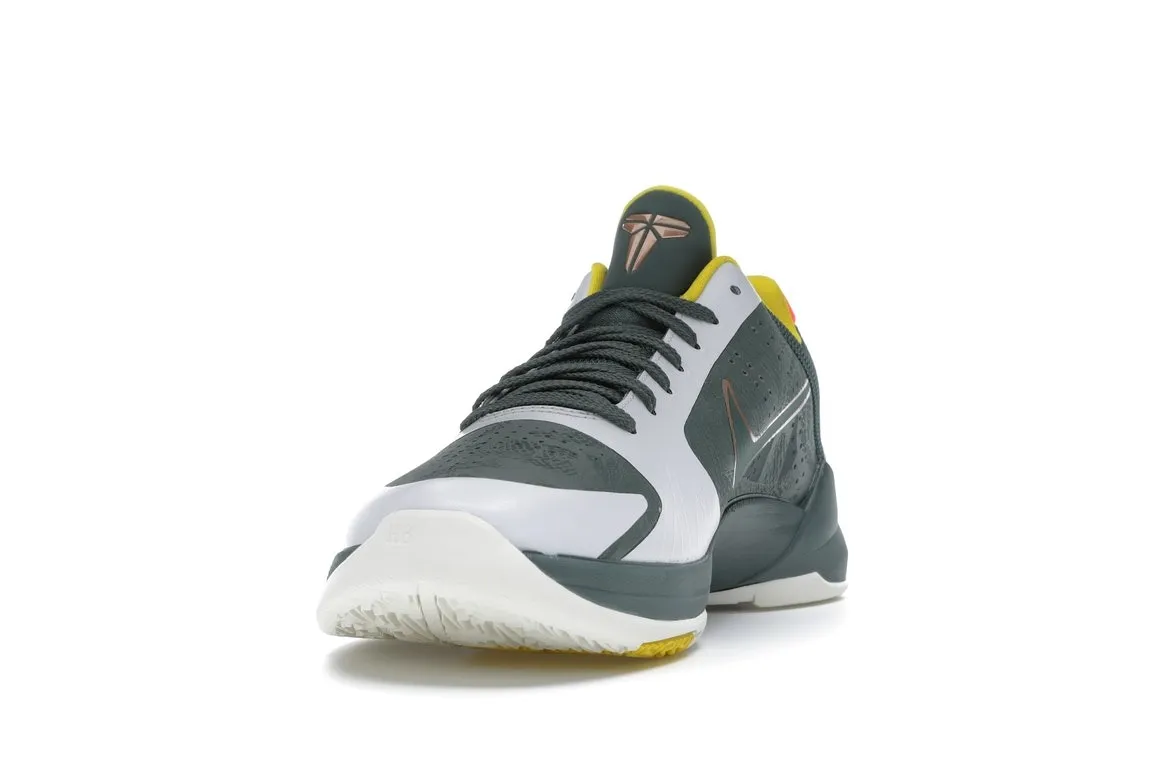 Фото № 3 с приближением к товару «‎Nike Kobe 5 Protro EYBL Girls (2020)»