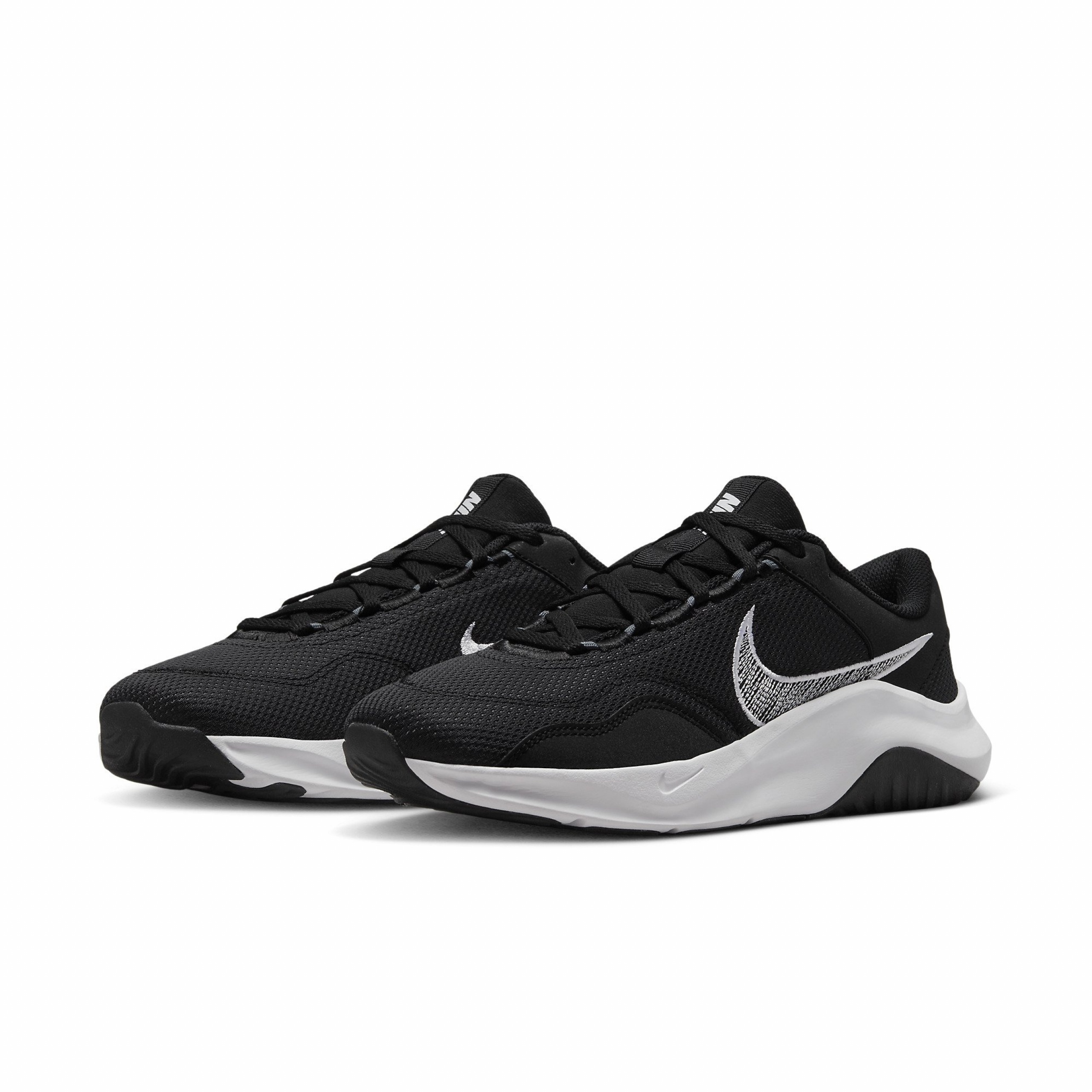 Фото № 2 с приближением к товару «‎Nike Legend Essential 3 NN»