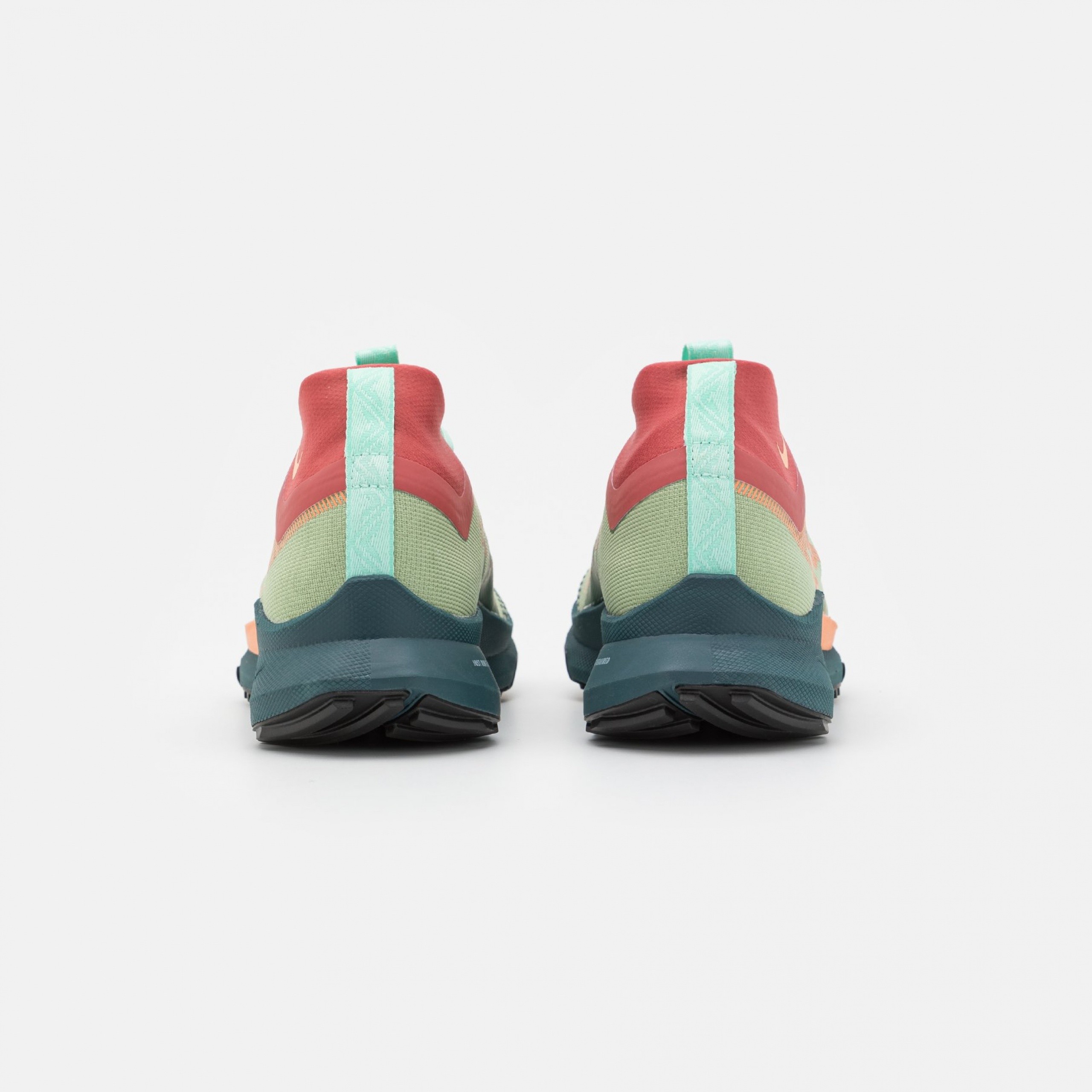 Фото № 3 с приближением к товару «‎Nike React Pegasus Trail 4 Gtx»