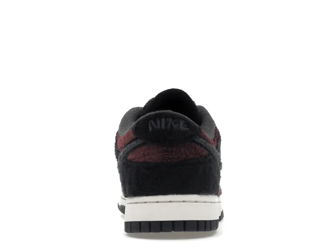 Фото № 4 с приближением к товару «‎Nike Dunk Low SE Fleece Pack Burgundy Crush »