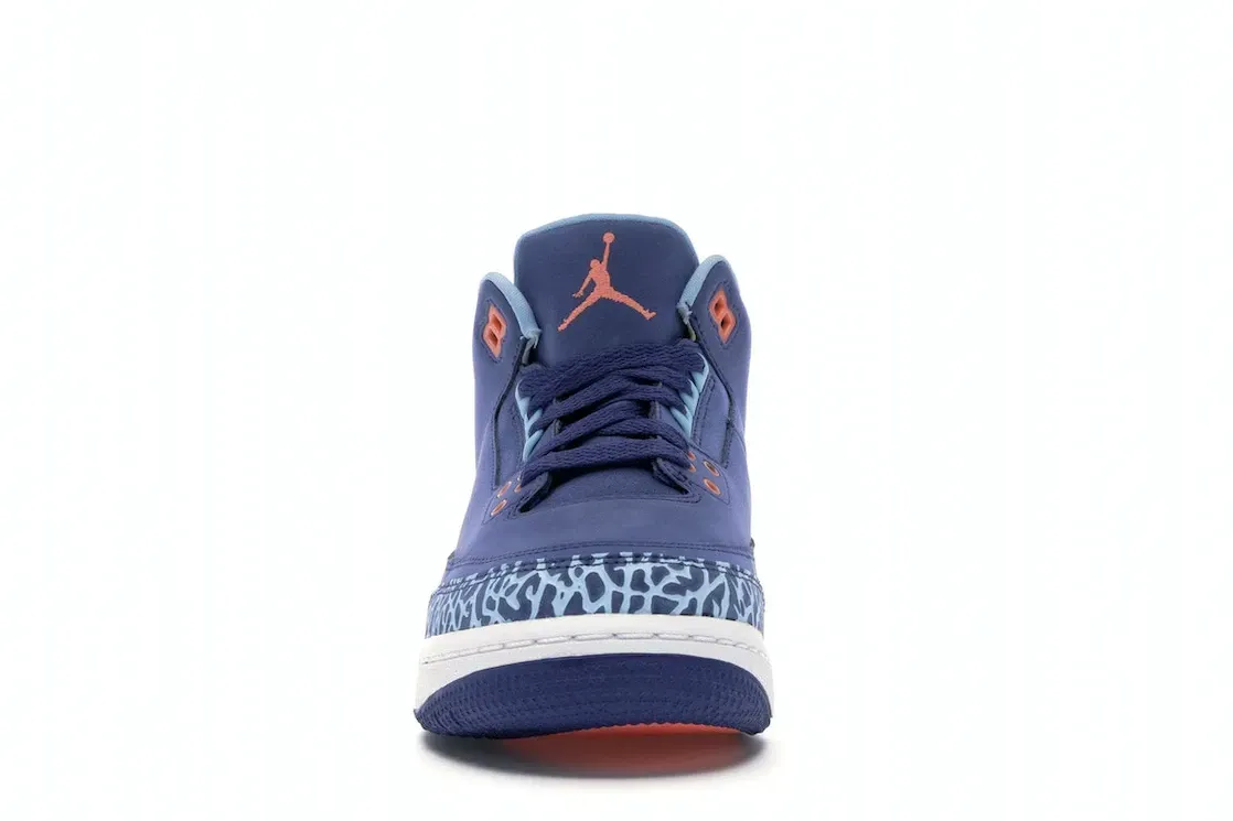 Фото № 2 с приближением к товару «‎Jordan 3 Retro Purple Dust »