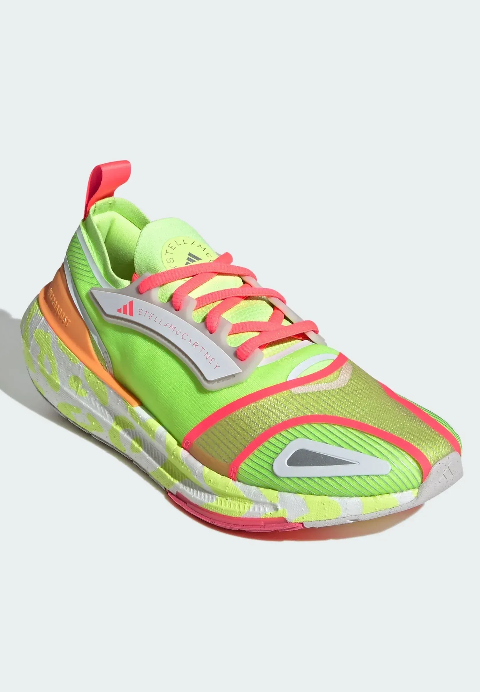 Фото № 2 с приближением к товару «‎ADIDAS BY STELLA MCCARTNEY ULTRABOOST LIGHT»