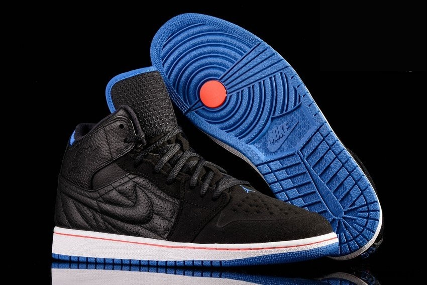 Фото № 5 с приближением к товару «‎Nike Air Jordan 1 Retro ’99 »