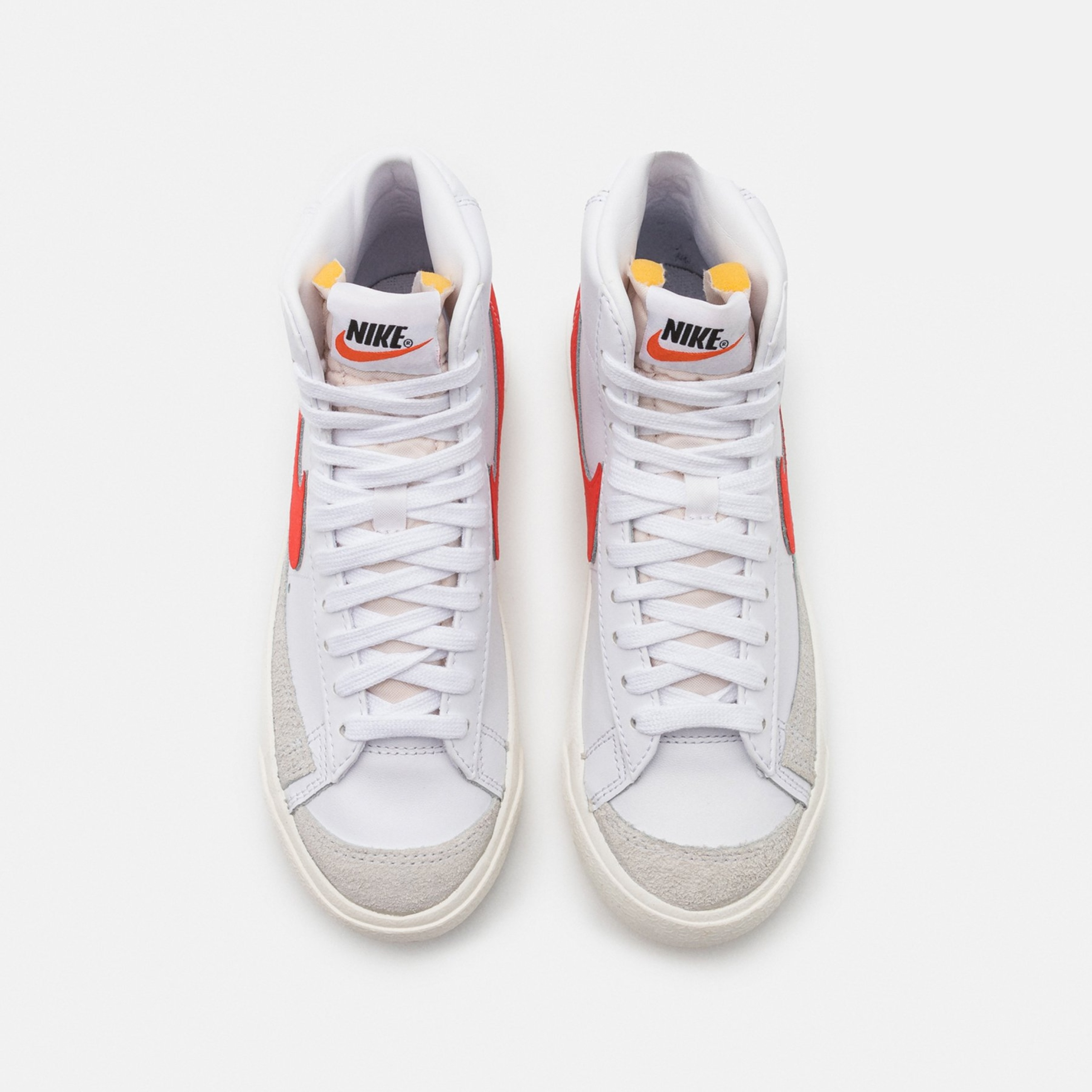 Фото № 5 с приближением к товару «‎Nike Blazer 77 »