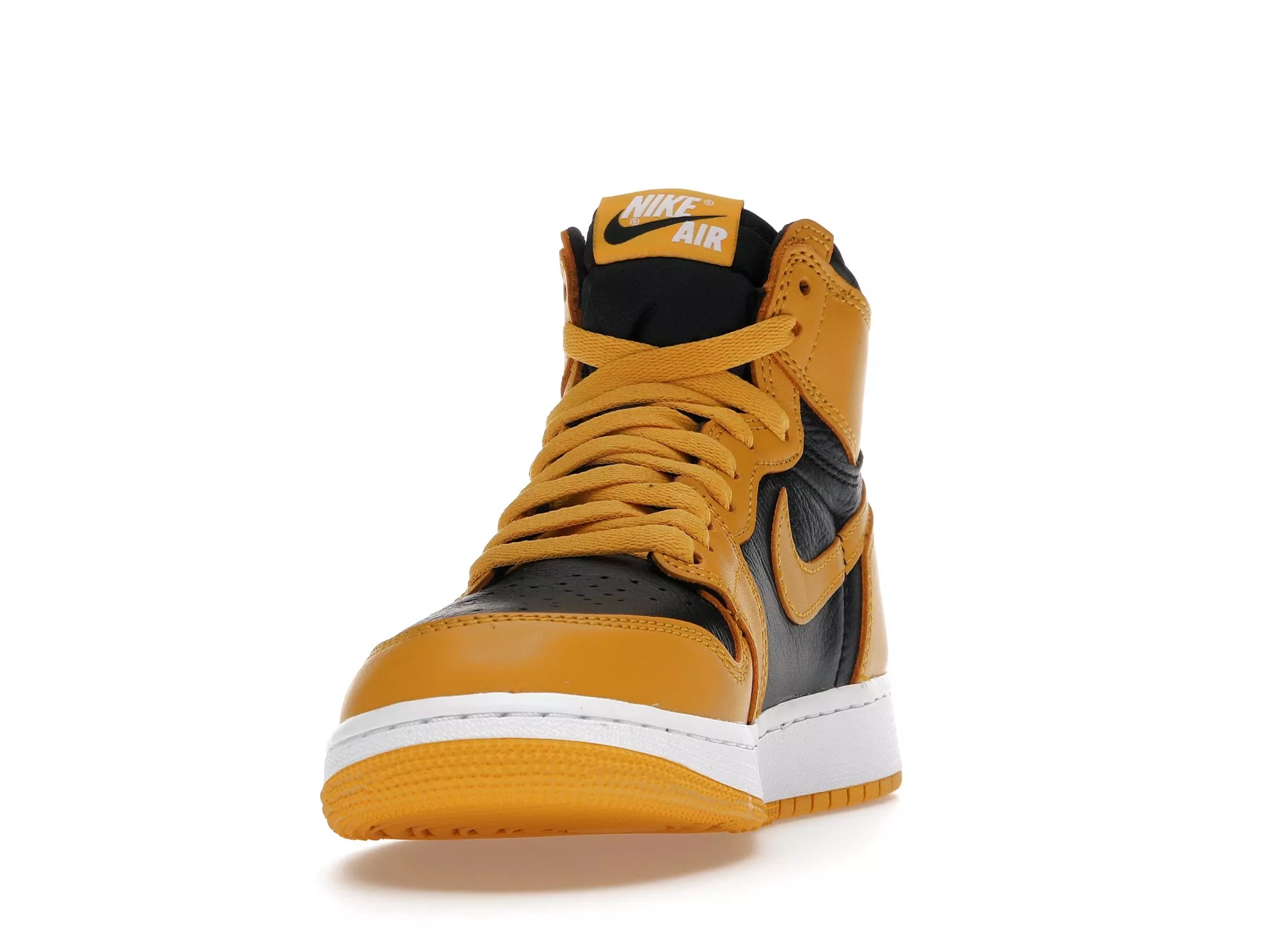 Фото № 2 с приближением к товару «‎Jordan 1 Retro High OG Pollen »