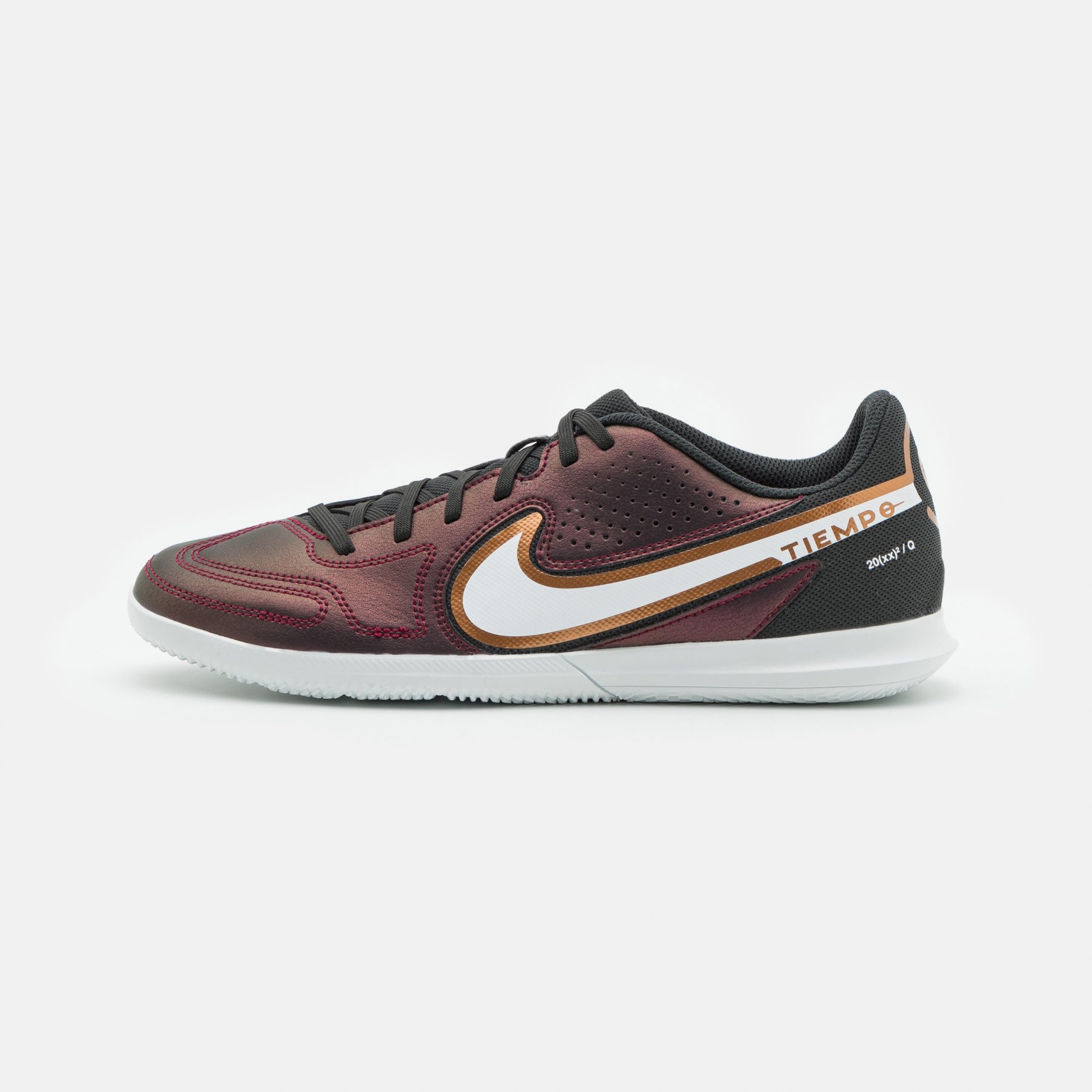 Фото № 1 с приближением к товару «‎Nike Tiempo Legend 9 Club IC »