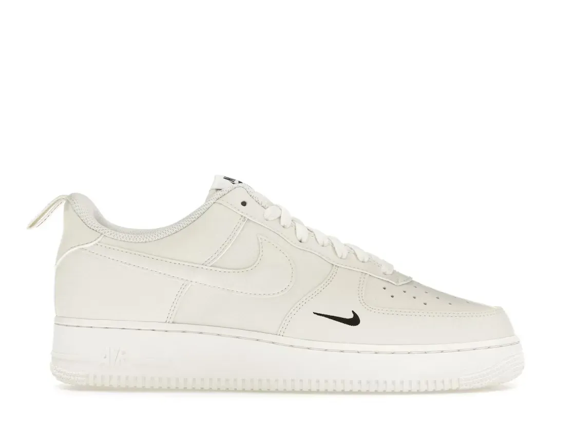 Фото № 1 с приближением к товару «‎Nike Air Force 1 Low»