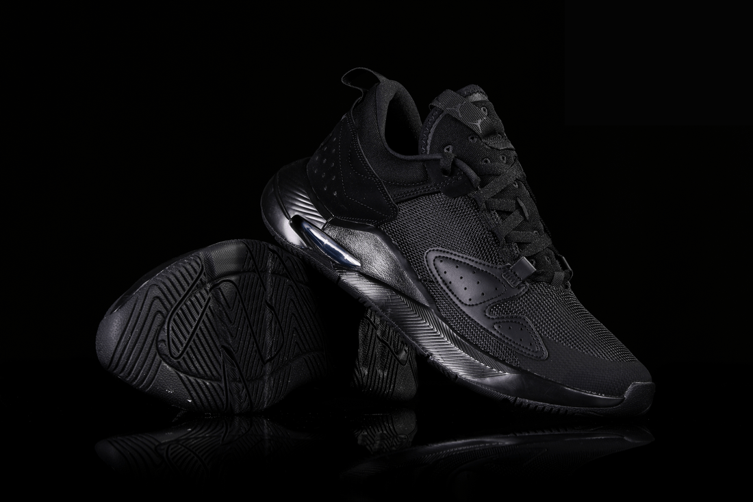 Фото № 3 с приближением к товару «‎Nike Air Jordan Air Cadence Triple »
