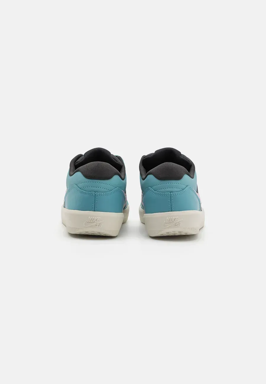 Фото № 3 с приближением к товару «‎FORCE 58 PRM UNISEX»
