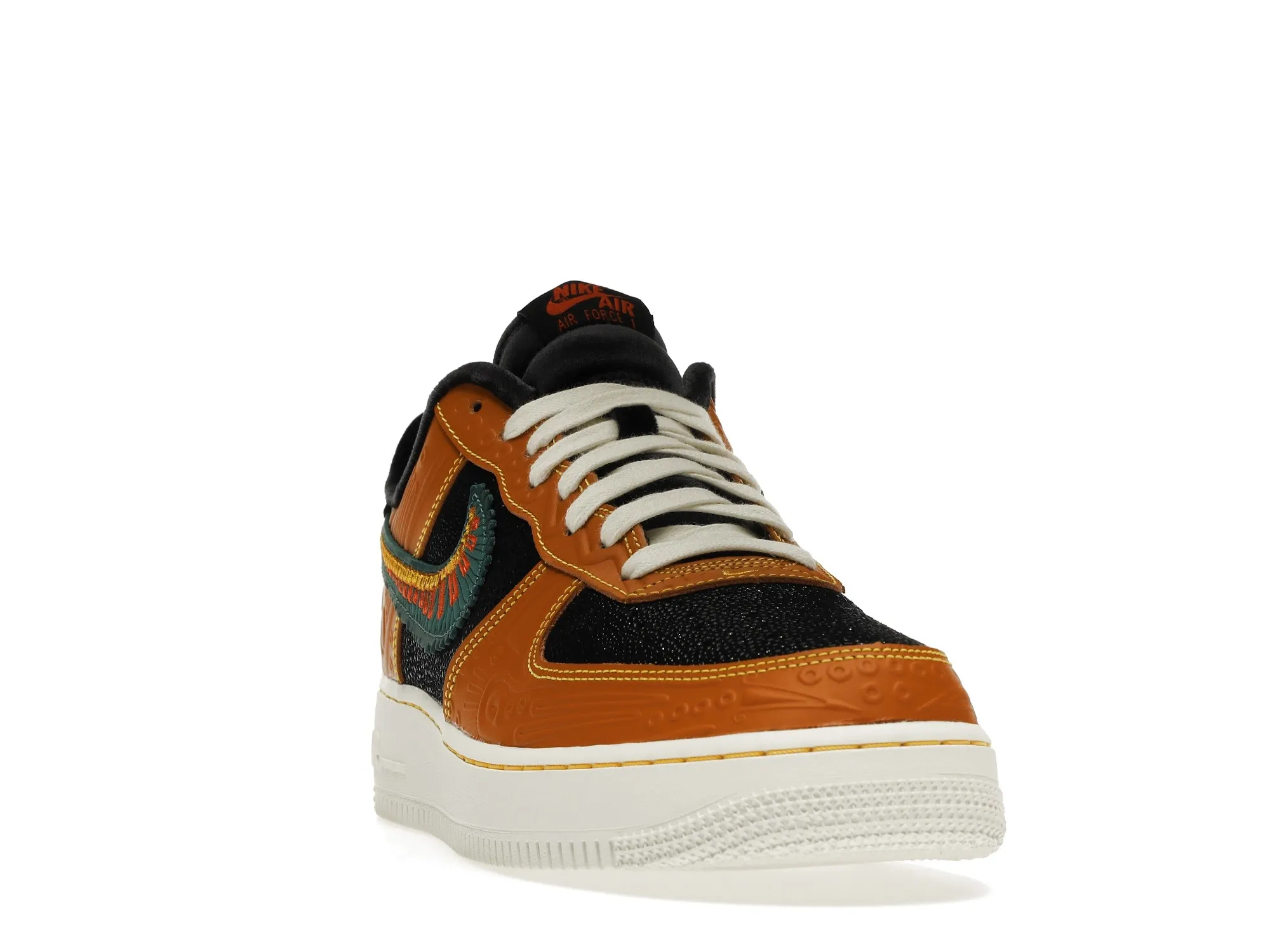 Фото № 2 с приближением к товару «‎Nike Air Force 1 Low Siempre Familia»
