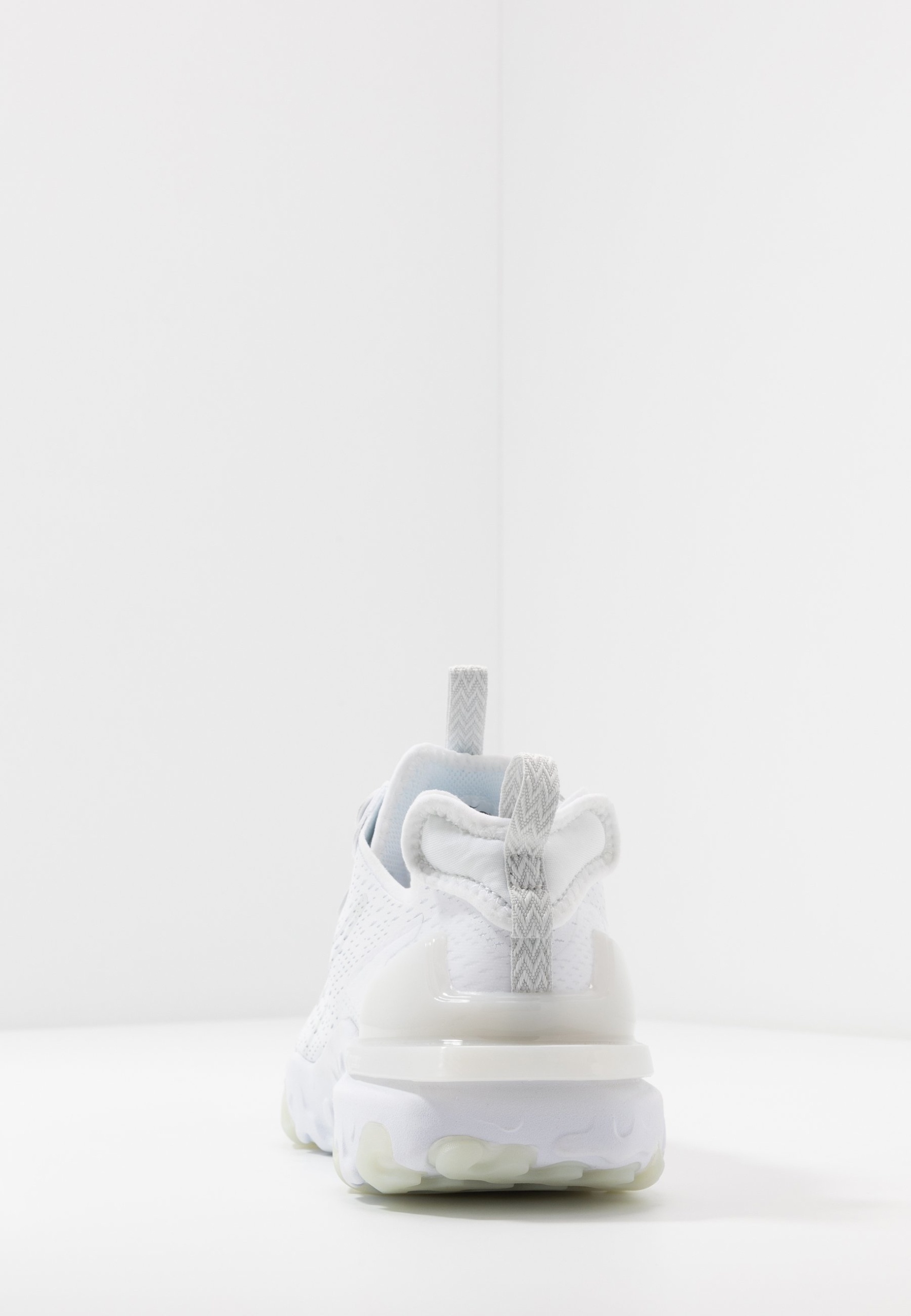 Фото № 4 с приближением к товару «‎Nike React Vision »