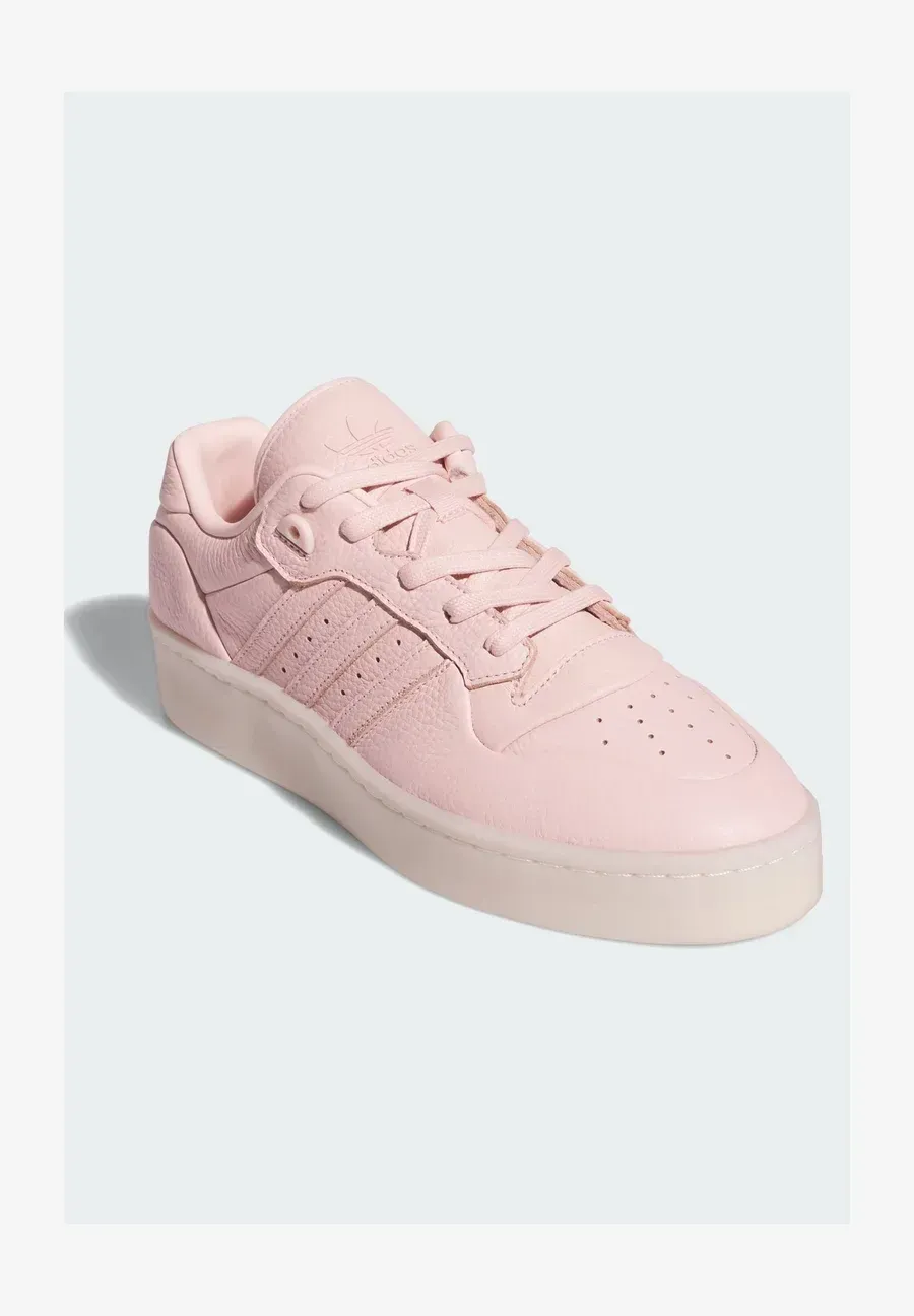 Фото № 2 с приближением к товару «‎RIVALRY LUX LOW»