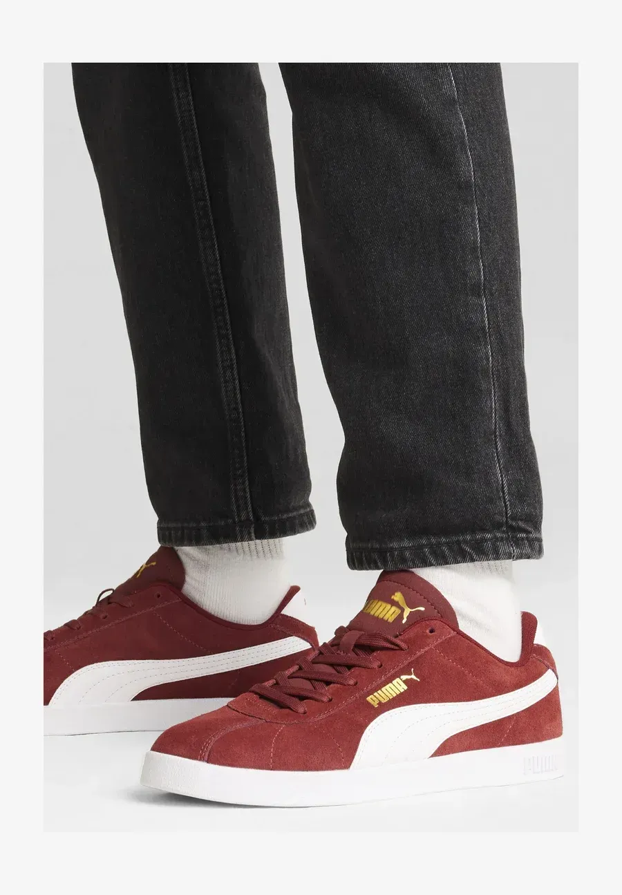 Фото № 1 с приближением к товару «‎CLUB II»