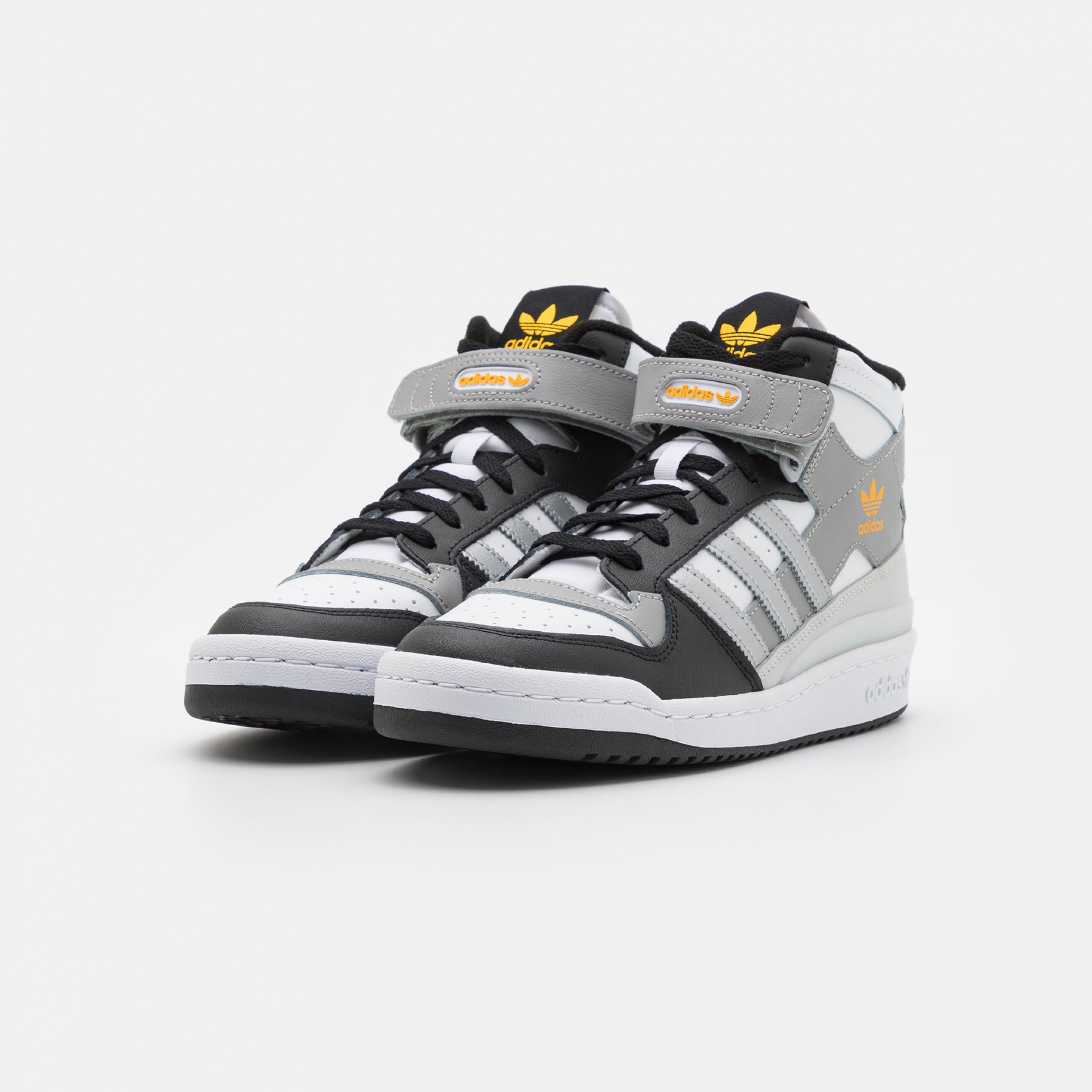 Фото № 2 с приближением к товару «‎Adidas Forum »