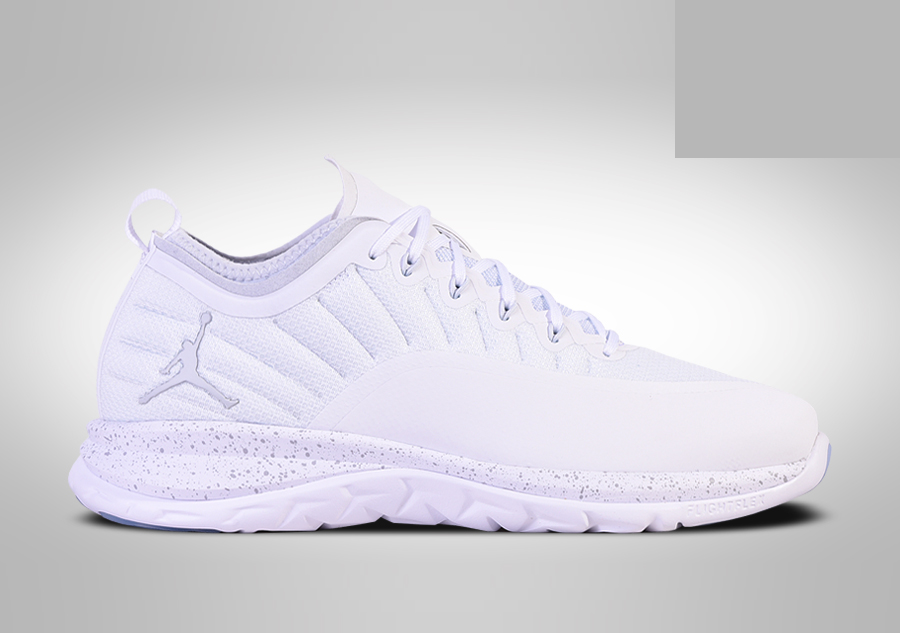 Фото № 1 с приближением к товару «‎Nike Air Jordan Trainer Prime Triple »
