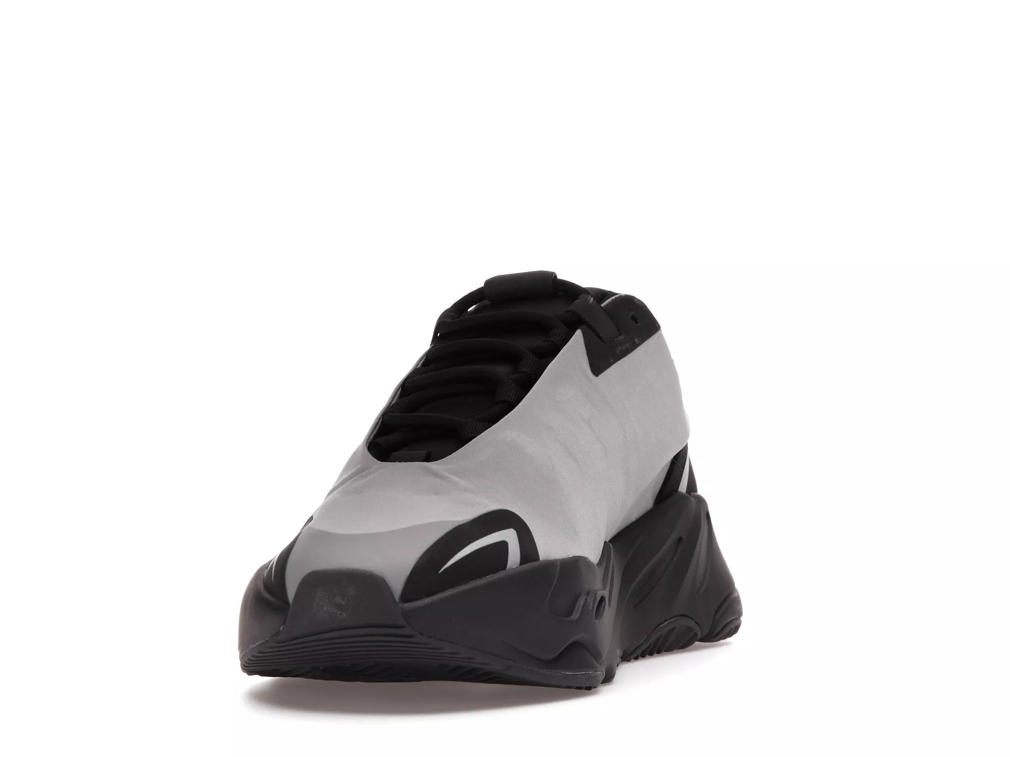 Фото № 6 с приближением к товару «‎adidas Yeezy Boost 700 MNVN Metallic»