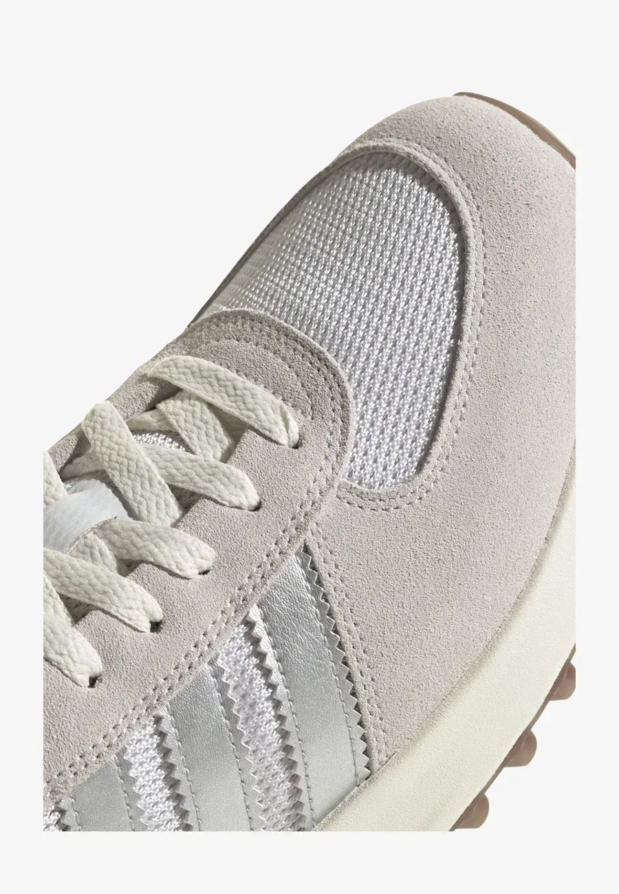 Фото № 4 с приближением к товару «‎LOS ANGELES TRAINER LUX»