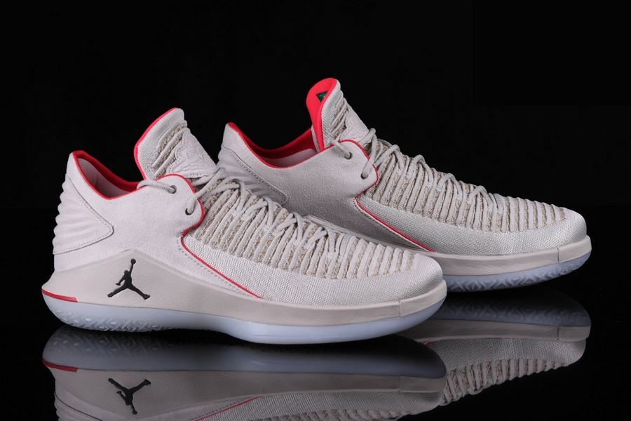 Фото № 2 с приближением к товару «‎Nike Air Jordan Xxxii Light Bone »
