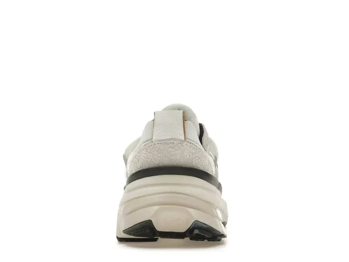 Фото № 4 с приближением к товару «‎Nike V2K Run»